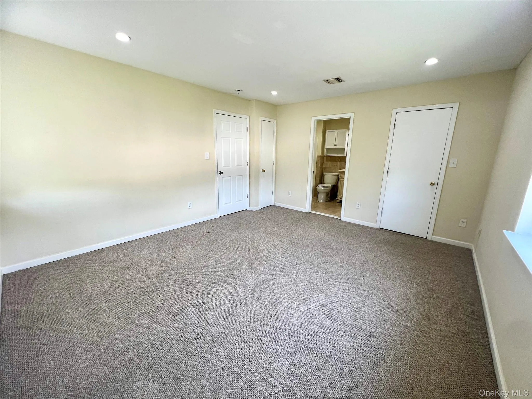 60 Peach Place, Middletown, NY, 3 Bedrooms Bedrooms, 12 Rooms Rooms,3 BathroomsBathrooms,Residential,For Rent,Peach,0,1004718 60 Peach Place, Middletown, NY, 3 Bedrooms Bedrooms, 12 Rooms Rooms,3 BathroomsBathrooms,Residential,For Rent,Peach,0,1004718