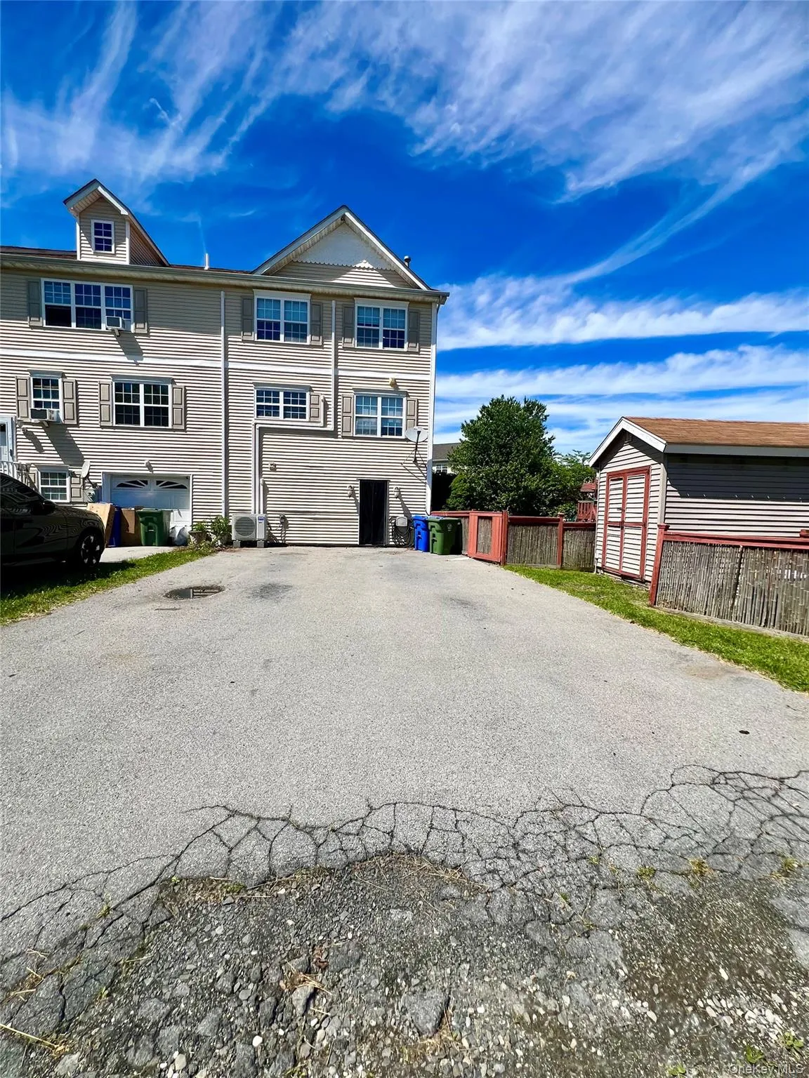 60 Peach Place, Middletown, NY, 3 Bedrooms Bedrooms, 12 Rooms Rooms,3 BathroomsBathrooms,Residential,For Rent,Peach,0,1004718 60 Peach Place, Middletown, NY, 3 Bedrooms Bedrooms, 12 Rooms Rooms,3 BathroomsBathrooms,Residential,For Rent,Peach,0,1004718