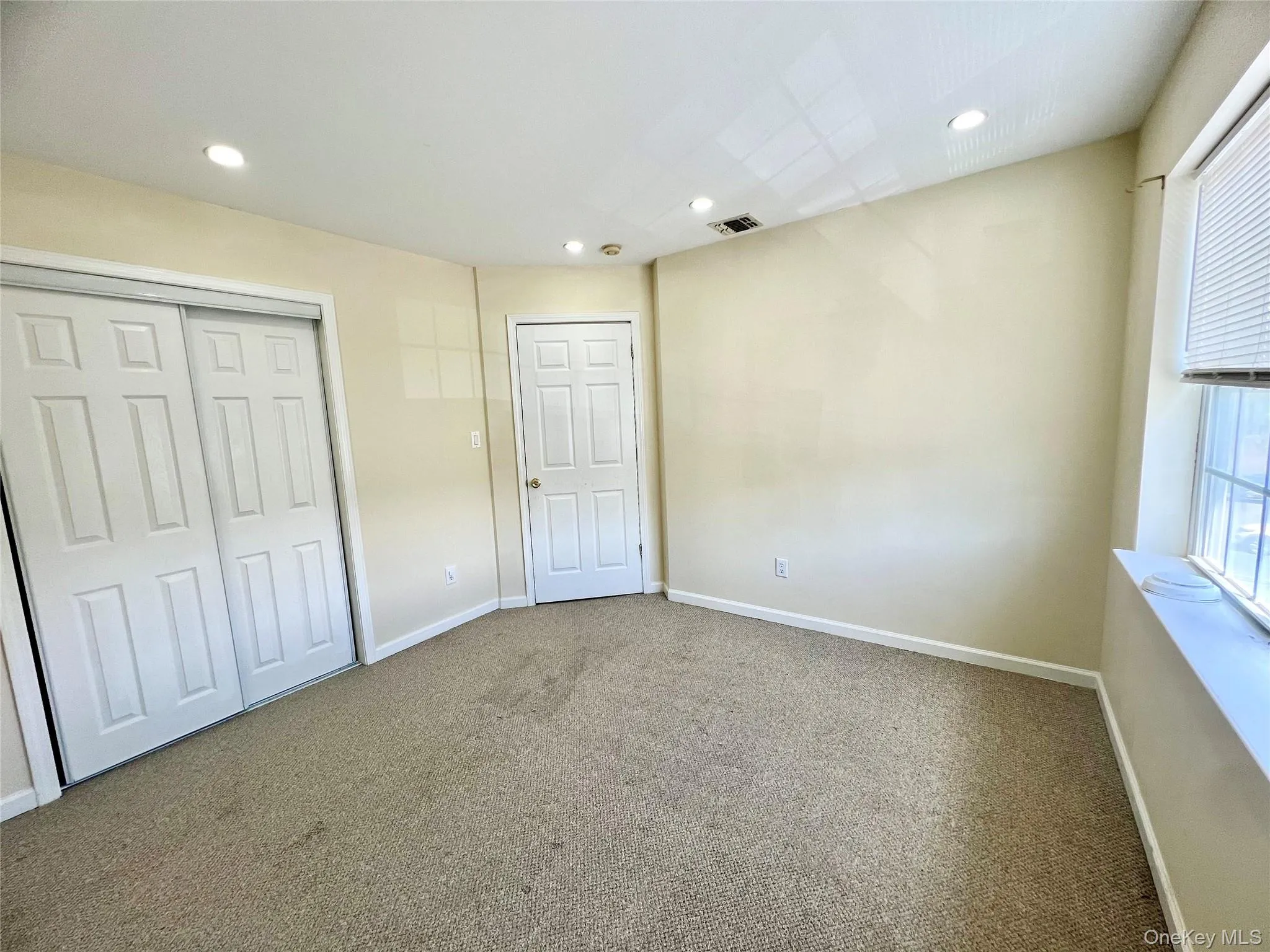 60 Peach Place, Middletown, NY, 3 Bedrooms Bedrooms, 12 Rooms Rooms,3 BathroomsBathrooms,Residential,For Rent,Peach,0,1004718 60 Peach Place, Middletown, NY, 3 Bedrooms Bedrooms, 12 Rooms Rooms,3 BathroomsBathrooms,Residential,For Rent,Peach,0,1004718