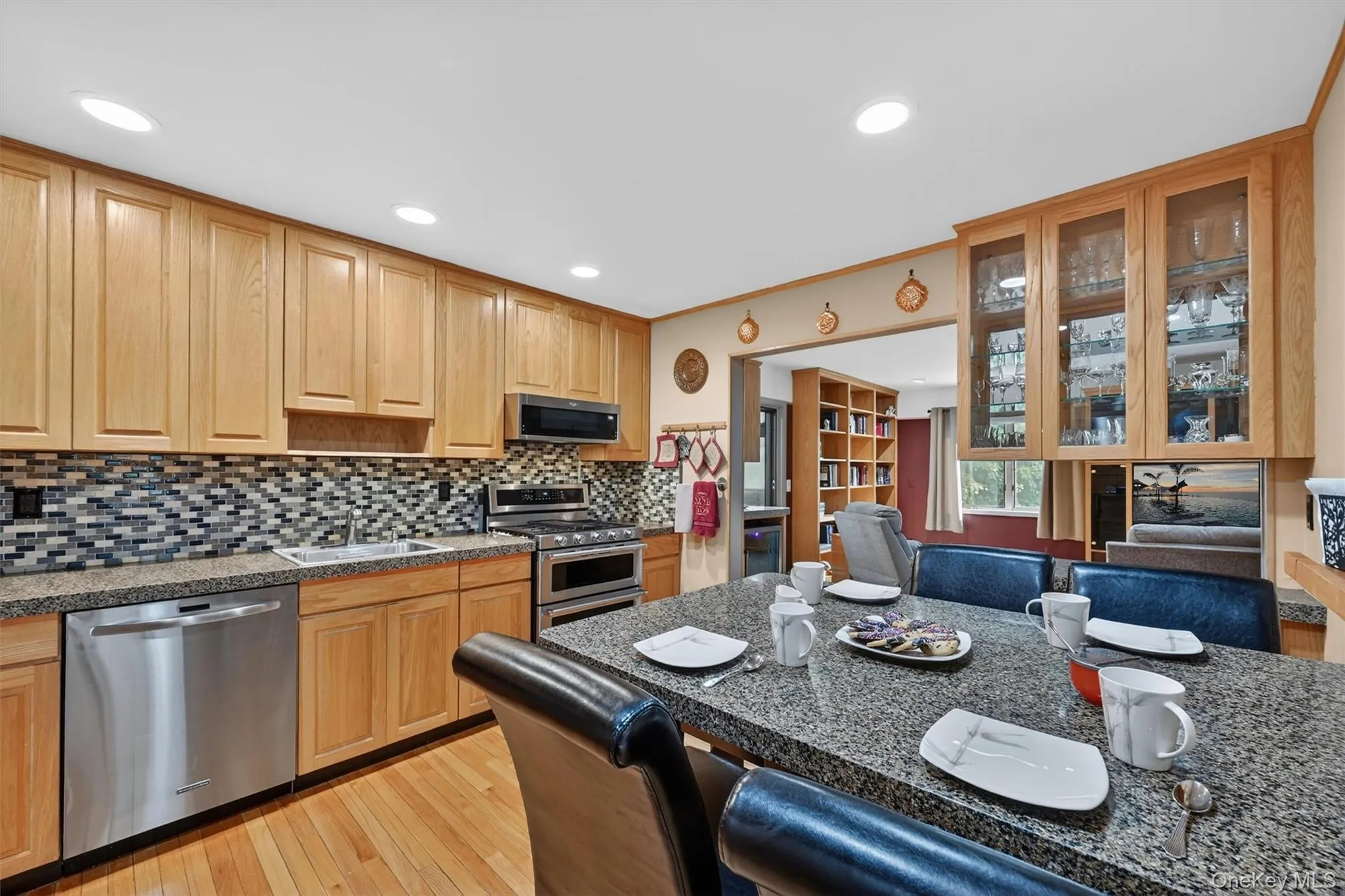 7 Spur Drive, Clarkstown, NY, 5 Bedrooms Bedrooms, 11 Rooms Rooms,3 BathroomsBathrooms,Residential,For Rent,Spur,0,1004722 7 Spur Drive, Clarkstown, NY, 5 Bedrooms Bedrooms, 11 Rooms Rooms,3 BathroomsBathrooms,Residential,For Rent,Spur,0,1004722