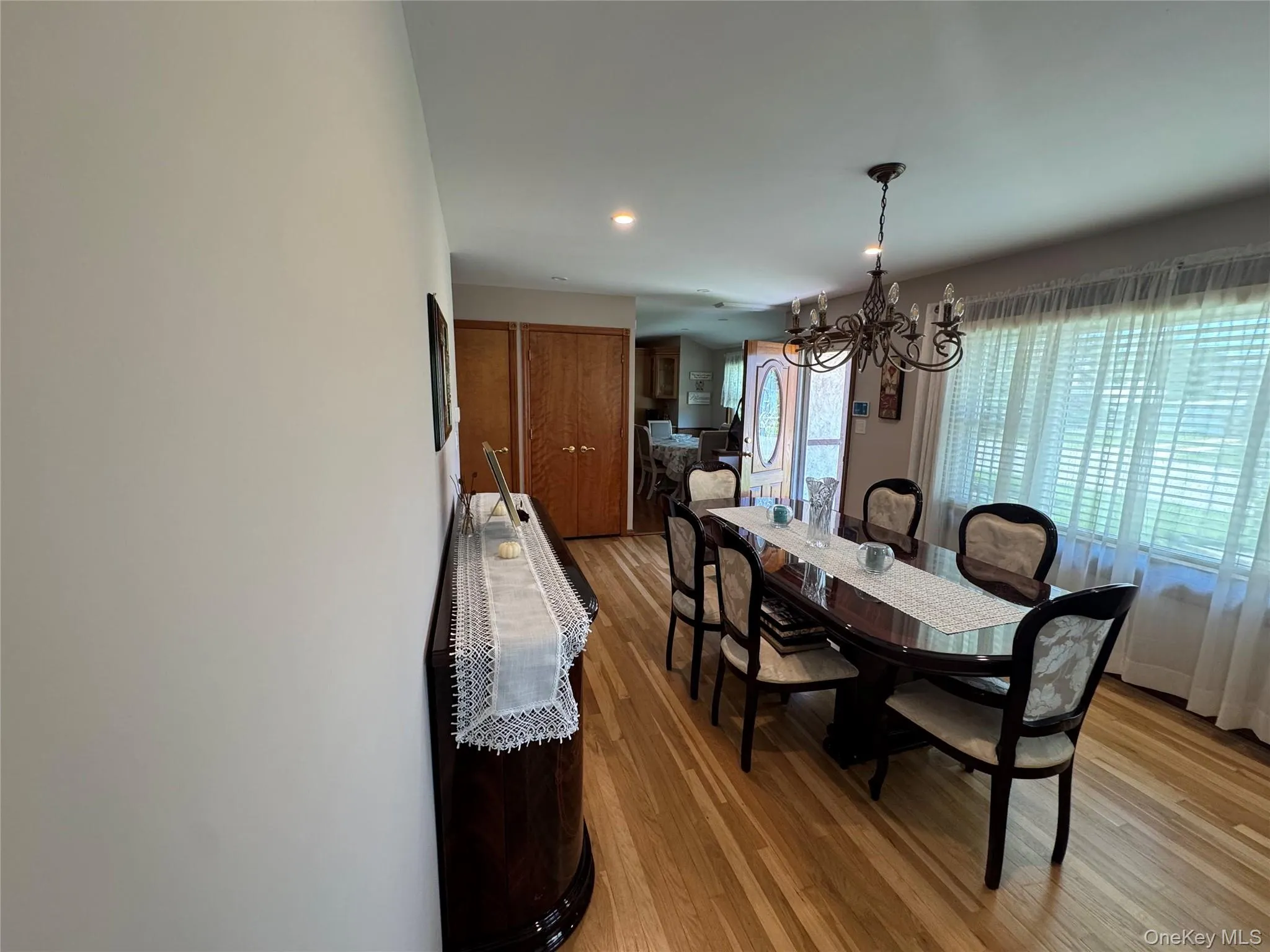 98 8th Street, Babylon, NY, 3 Bedrooms Bedrooms, 6 Rooms Rooms,2 BathroomsBathrooms,Residential,For Rent,8th,0,1004727 98 8th Street, Babylon, NY, 3 Bedrooms Bedrooms, 6 Rooms Rooms,2 BathroomsBathrooms,Residential,For Rent,8th,0,1004727