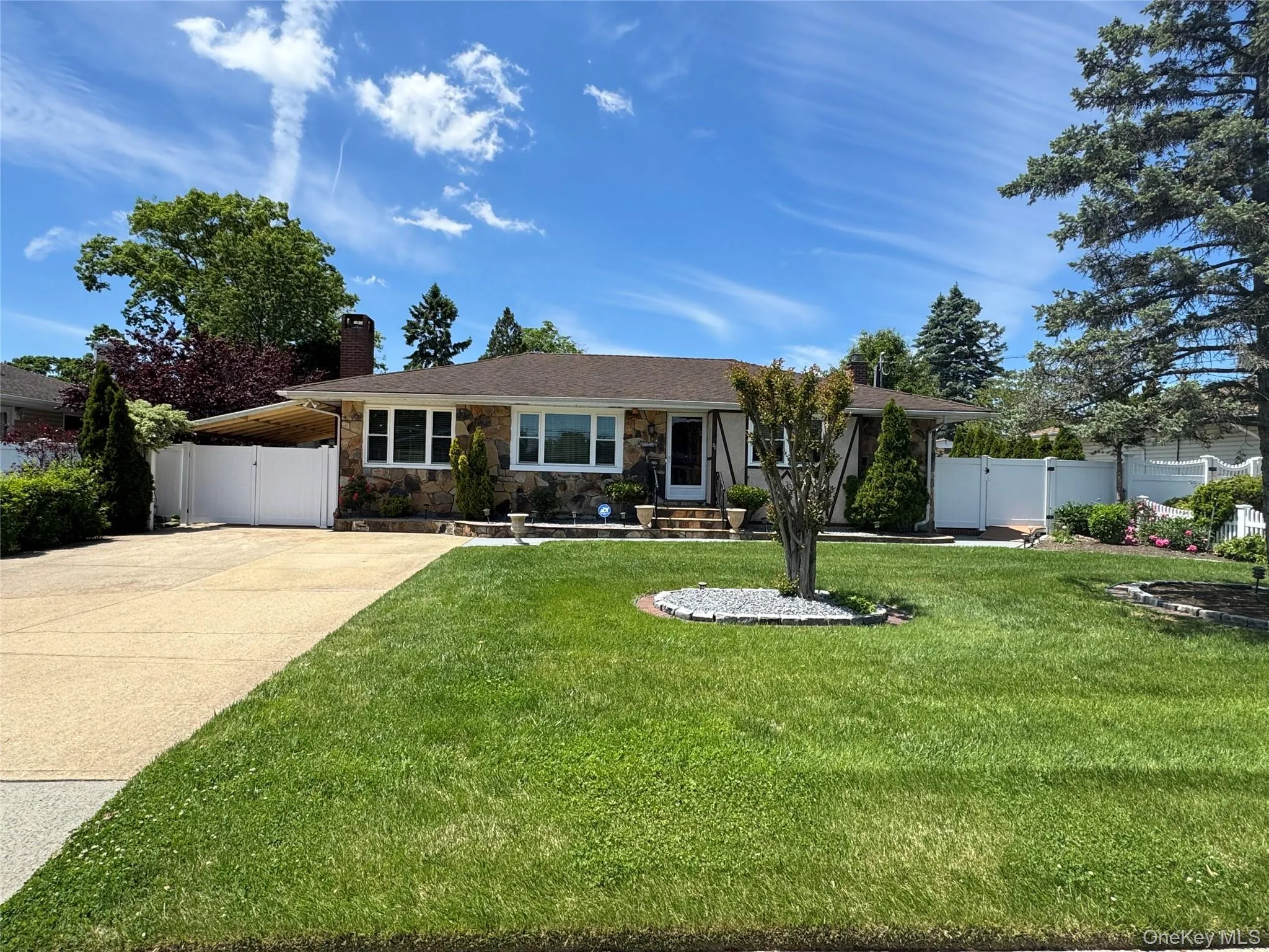 98 8th Street, Babylon, NY, 3 Bedrooms Bedrooms, 6 Rooms Rooms,2 BathroomsBathrooms,Residential,For Rent,8th,0,1004727 98 8th Street, Babylon, NY, 3 Bedrooms Bedrooms, 6 Rooms Rooms,2 BathroomsBathrooms,Residential,For Rent,8th,0,1004727
