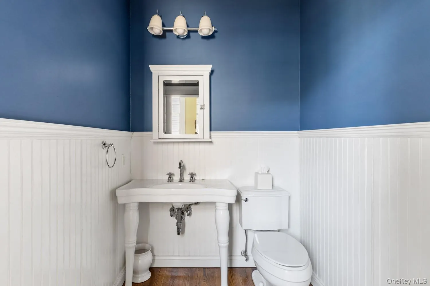 20 Carman Street, Oyster Bay, NY, 4 Bedrooms Bedrooms, 15 Rooms Rooms,2 BathroomsBathrooms,Residential,For Rent,Carman,0,1004734 20 Carman Street, Oyster Bay, NY, 4 Bedrooms Bedrooms, 15 Rooms Rooms,2 BathroomsBathrooms,Residential,For Rent,Carman,0,1004734