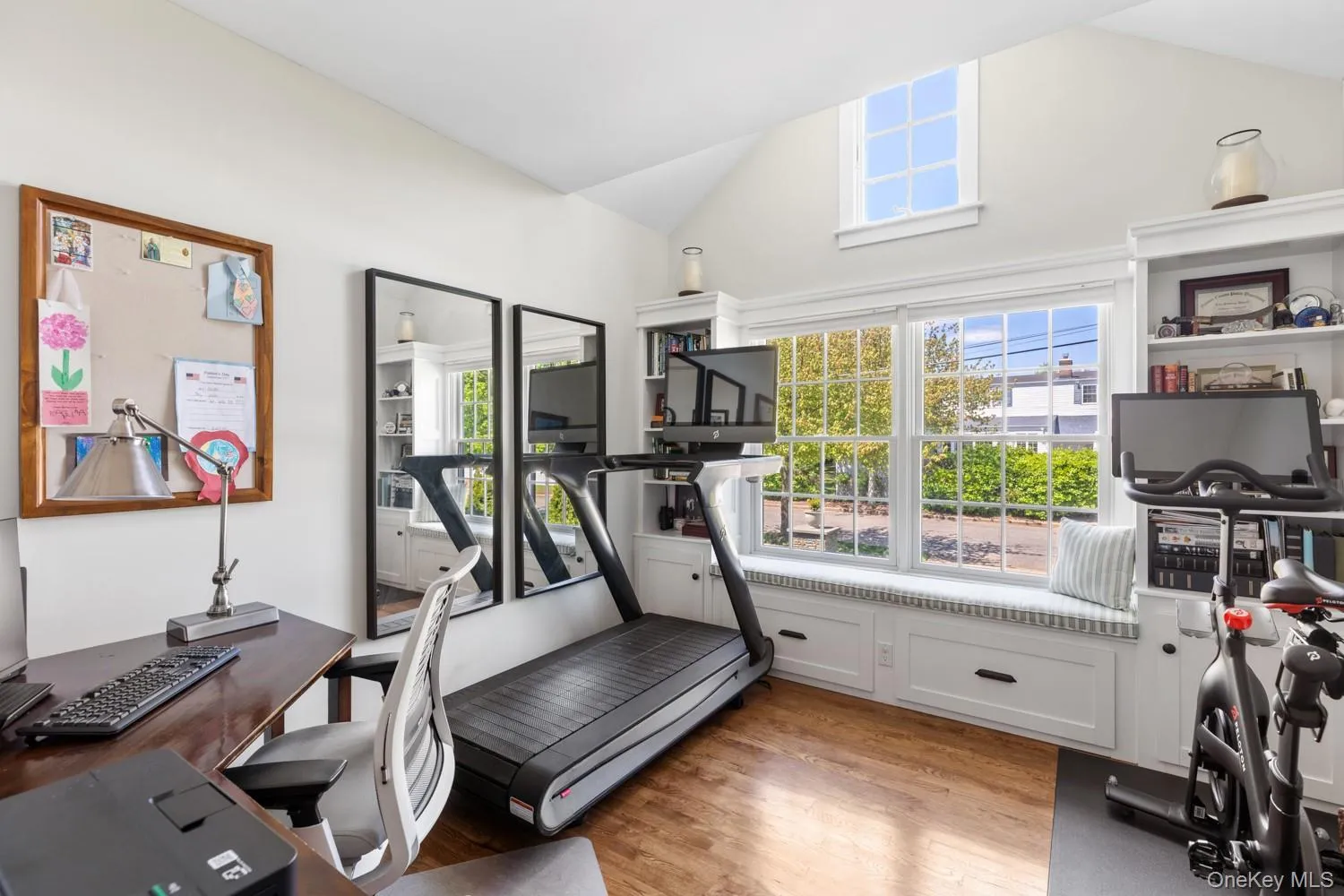 20 Carman Street, Oyster Bay, NY, 4 Bedrooms Bedrooms, 15 Rooms Rooms,2 BathroomsBathrooms,Residential,For Rent,Carman,0,1004734 20 Carman Street, Oyster Bay, NY, 4 Bedrooms Bedrooms, 15 Rooms Rooms,2 BathroomsBathrooms,Residential,For Rent,Carman,0,1004734