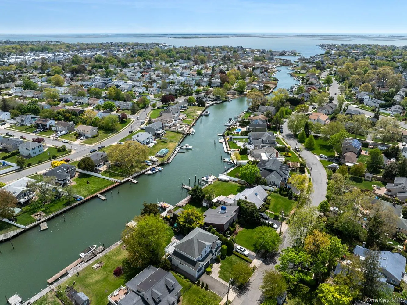 20 Carman Street, Oyster Bay, NY, 4 Bedrooms Bedrooms, 15 Rooms Rooms,2 BathroomsBathrooms,Residential,For Rent,Carman,0,1004734 20 Carman Street, Oyster Bay, NY, 4 Bedrooms Bedrooms, 15 Rooms Rooms,2 BathroomsBathrooms,Residential,For Rent,Carman,0,1004734