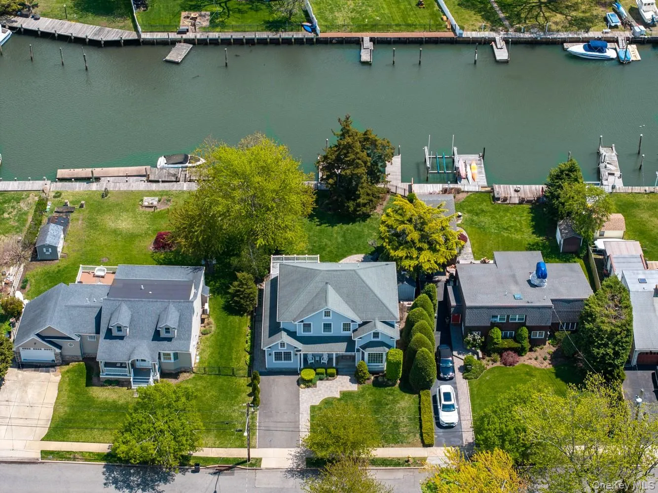 20 Carman Street, Oyster Bay, NY, 4 Bedrooms Bedrooms, 15 Rooms Rooms,2 BathroomsBathrooms,Residential,For Rent,Carman,0,1004734 20 Carman Street, Oyster Bay, NY, 4 Bedrooms Bedrooms, 15 Rooms Rooms,2 BathroomsBathrooms,Residential,For Rent,Carman,0,1004734