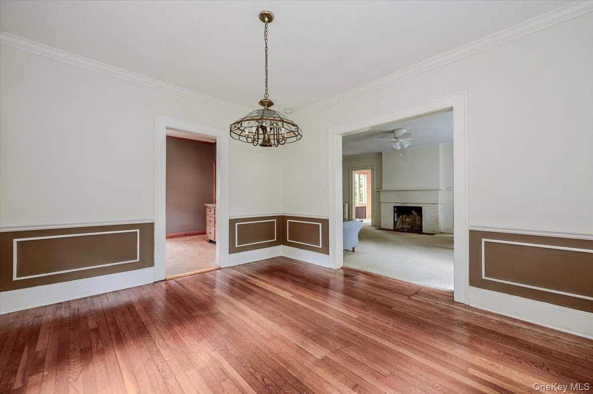 36 Seaview Avenue, Huntington, NY, 4 Bedrooms Bedrooms, 9 Rooms Rooms,2 BathroomsBathrooms,Residential,For Rent,Seaview,0,1004736 36 Seaview Avenue, Huntington, NY, 4 Bedrooms Bedrooms, 9 Rooms Rooms,2 BathroomsBathrooms,Residential,For Rent,Seaview,0,1004736