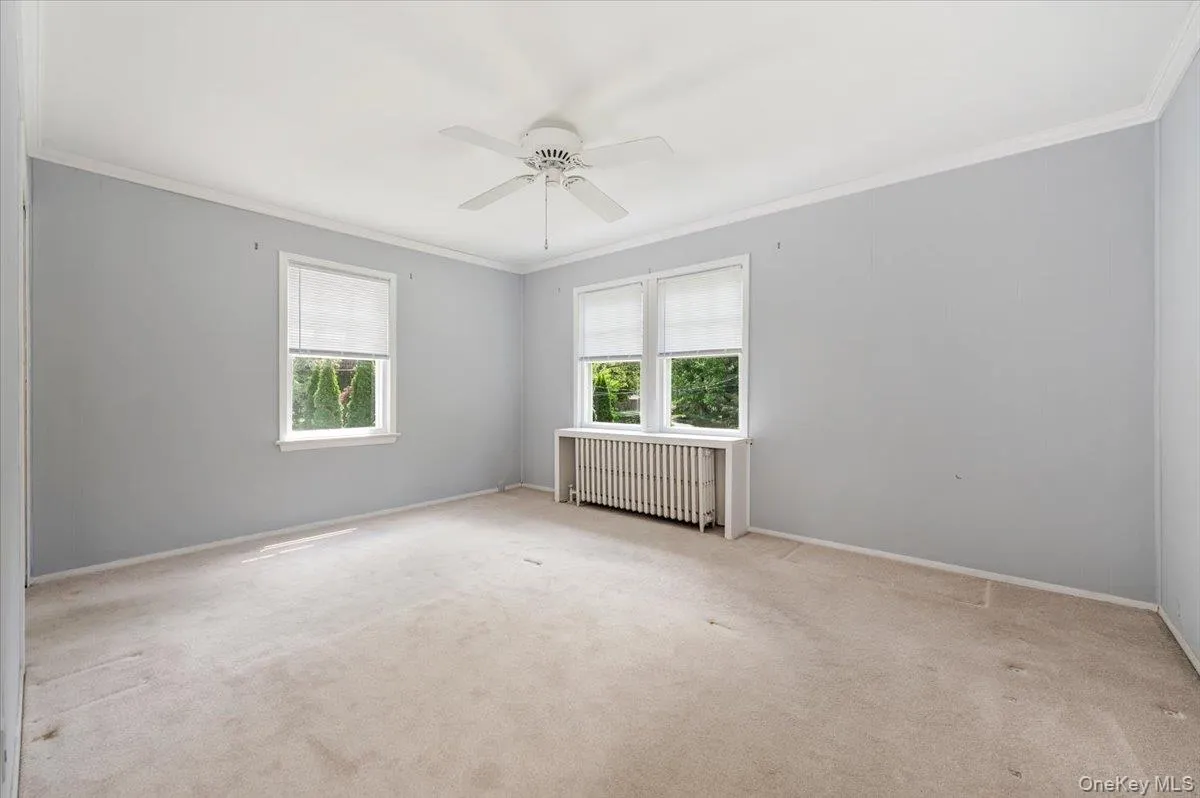 36 Seaview Avenue, Huntington, NY, 4 Bedrooms Bedrooms, 9 Rooms Rooms,2 BathroomsBathrooms,Residential,For Rent,Seaview,0,1004736 36 Seaview Avenue, Huntington, NY, 4 Bedrooms Bedrooms, 9 Rooms Rooms,2 BathroomsBathrooms,Residential,For Rent,Seaview,0,1004736