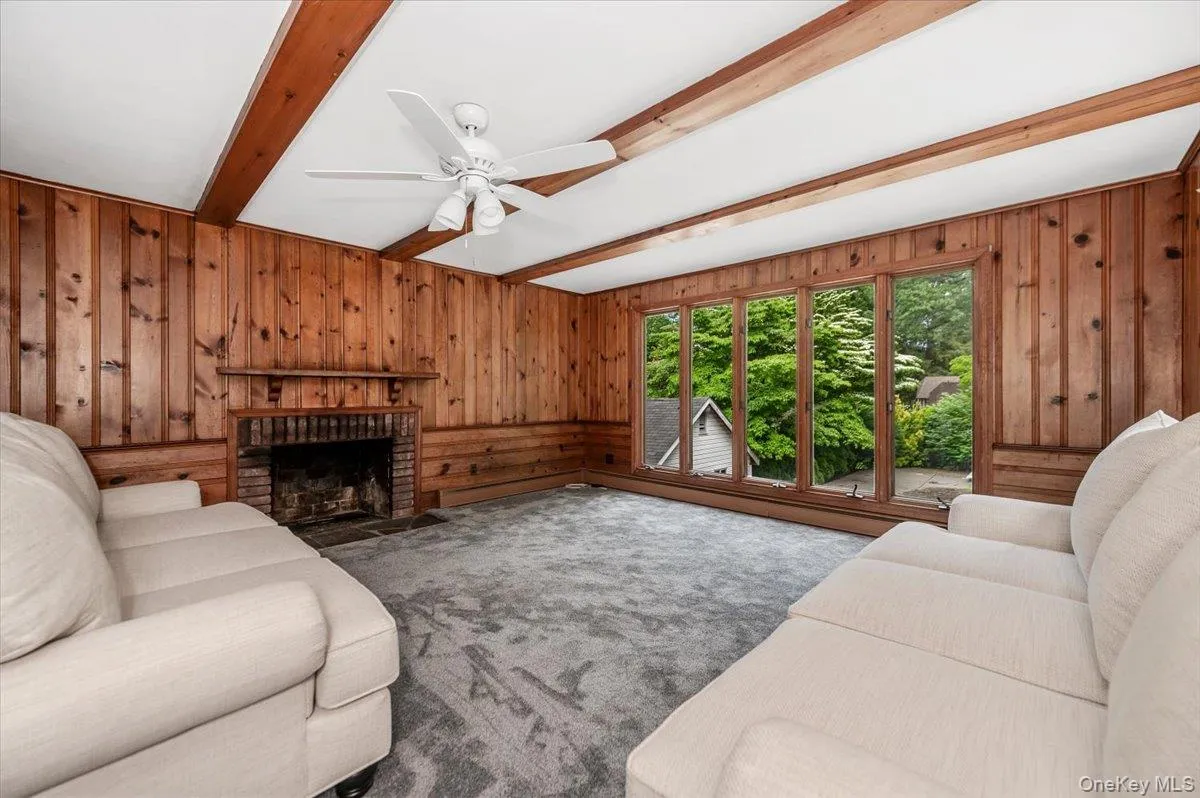 36 Seaview Avenue, Huntington, NY, 4 Bedrooms Bedrooms, 9 Rooms Rooms,2 BathroomsBathrooms,Residential,For Rent,Seaview,0,1004736 36 Seaview Avenue, Huntington, NY, 4 Bedrooms Bedrooms, 9 Rooms Rooms,2 BathroomsBathrooms,Residential,For Rent,Seaview,0,1004736