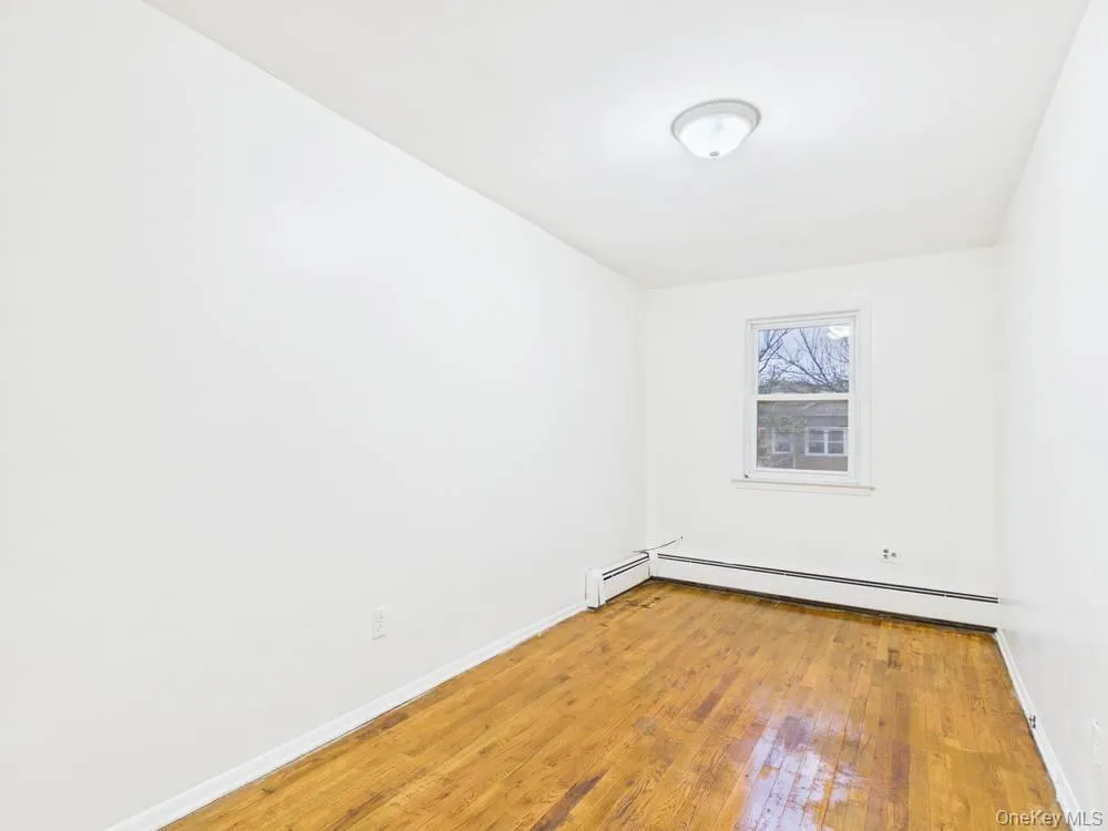10124 78th Street, New York, NY, 3 Bedrooms Bedrooms, 6 Rooms Rooms,1 BathroomBathrooms,Residential Lease,For Rent,78th,0,1004739 10124 78th Street, New York, NY, 3 Bedrooms Bedrooms, 6 Rooms Rooms,1 BathroomBathrooms,Residential Lease,For Rent,78th,0,1004739