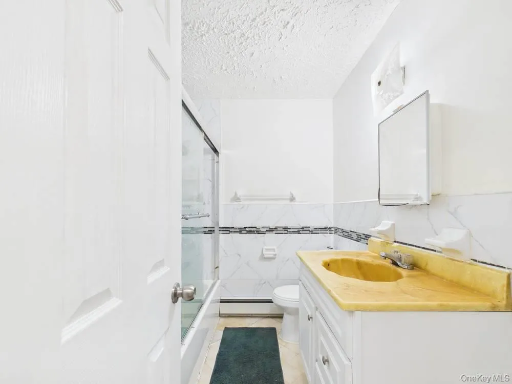 10124 78th Street, New York, NY, 3 Bedrooms Bedrooms, 6 Rooms Rooms,1 BathroomBathrooms,Residential Lease,For Rent,78th,0,1004739 10124 78th Street, New York, NY, 3 Bedrooms Bedrooms, 6 Rooms Rooms,1 BathroomBathrooms,Residential Lease,For Rent,78th,0,1004739