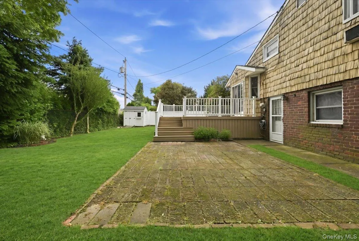 17 Avon Road, Oyster Bay, NY, 3 Bedrooms Bedrooms, 8 Rooms Rooms,3 BathroomsBathrooms,Residential,For Rent,Avon,0,1004743 17 Avon Road, Oyster Bay, NY, 3 Bedrooms Bedrooms, 8 Rooms Rooms,3 BathroomsBathrooms,Residential,For Rent,Avon,0,1004743