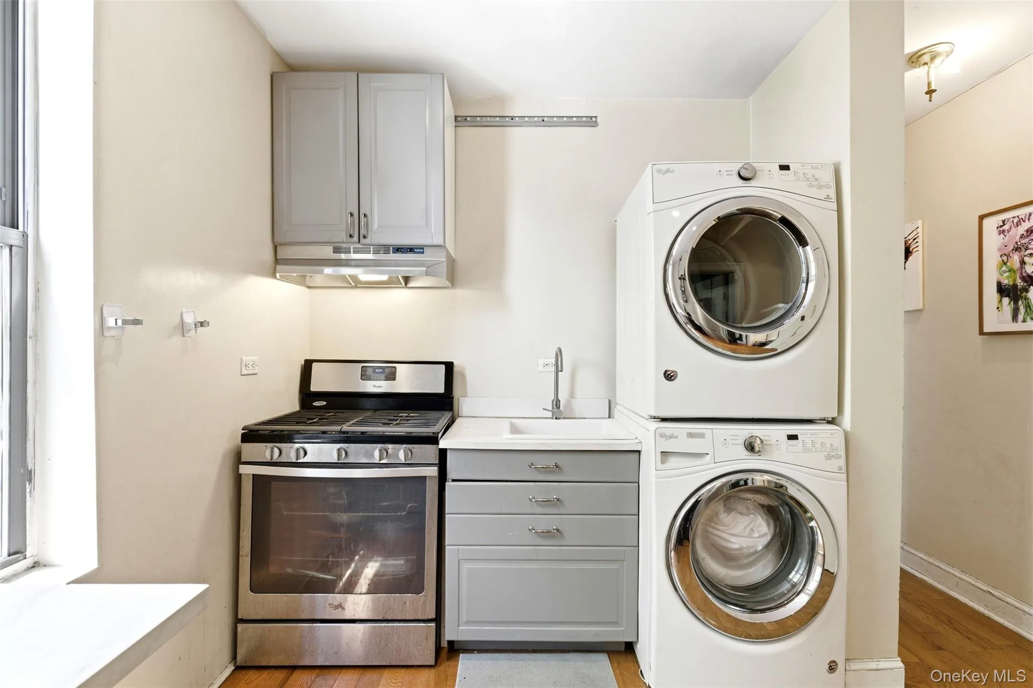 501 156th Street, New York, NY, 2 Bedrooms Bedrooms, 4 Rooms Rooms,1 BathroomBathrooms,Residential,For Rent,156th,0,1004745 501 156th Street, New York, NY, 2 Bedrooms Bedrooms, 4 Rooms Rooms,1 BathroomBathrooms,Residential,For Rent,156th,0,1004745