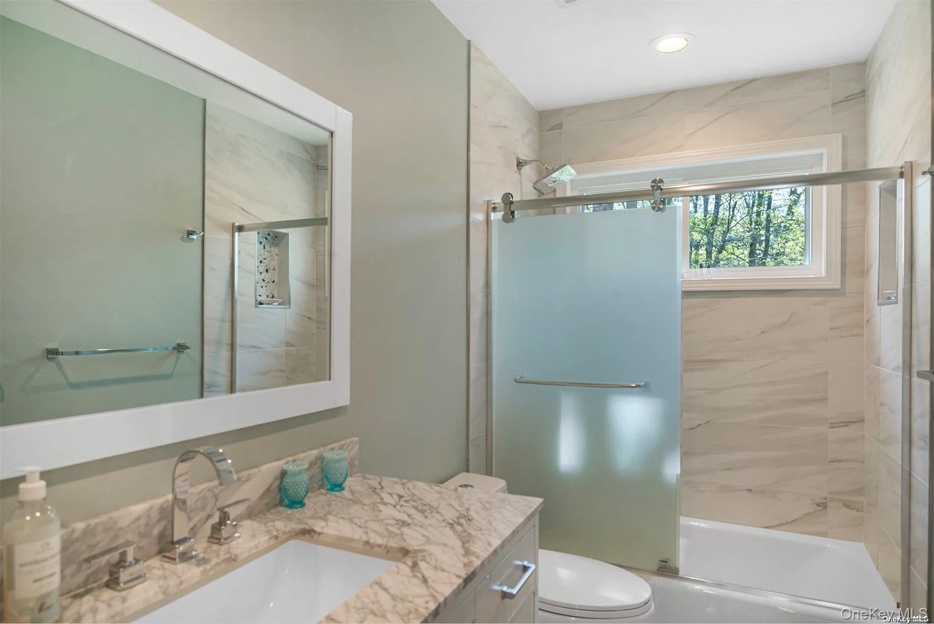 Guest Bathroom Guest Bathroom