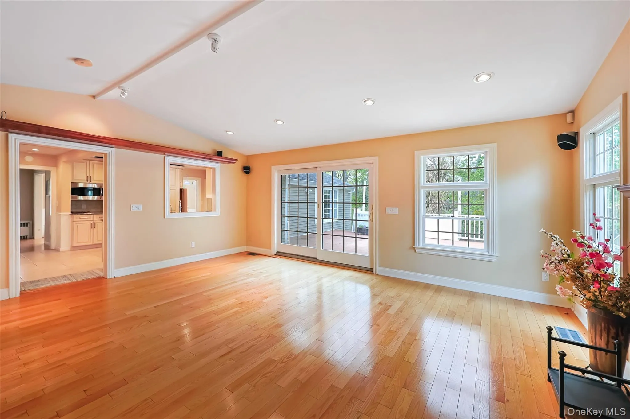 24 Timberline Drive, Huntington, NY, 4 Bedrooms Bedrooms, 9 Rooms Rooms,5 BathroomsBathrooms,Residential,For Rent,Timberline,0,1004754 24 Timberline Drive, Huntington, NY, 4 Bedrooms Bedrooms, 9 Rooms Rooms,5 BathroomsBathrooms,Residential,For Rent,Timberline,0,1004754