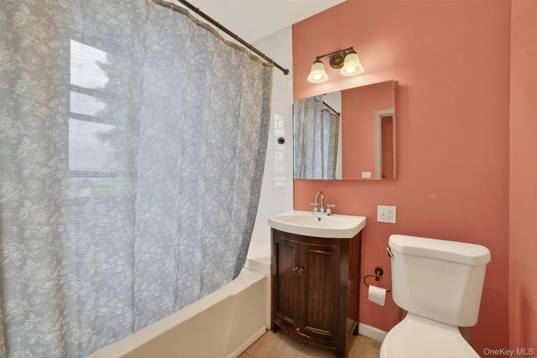 66 Page Avenue, Yonkers, NY, 2 Bedrooms Bedrooms, 6 Rooms Rooms,1 BathroomBathrooms,Residential,For Rent,Page,0,1004761 66 Page Avenue, Yonkers, NY, 2 Bedrooms Bedrooms, 6 Rooms Rooms,1 BathroomBathrooms,Residential,For Rent,Page,0,1004761