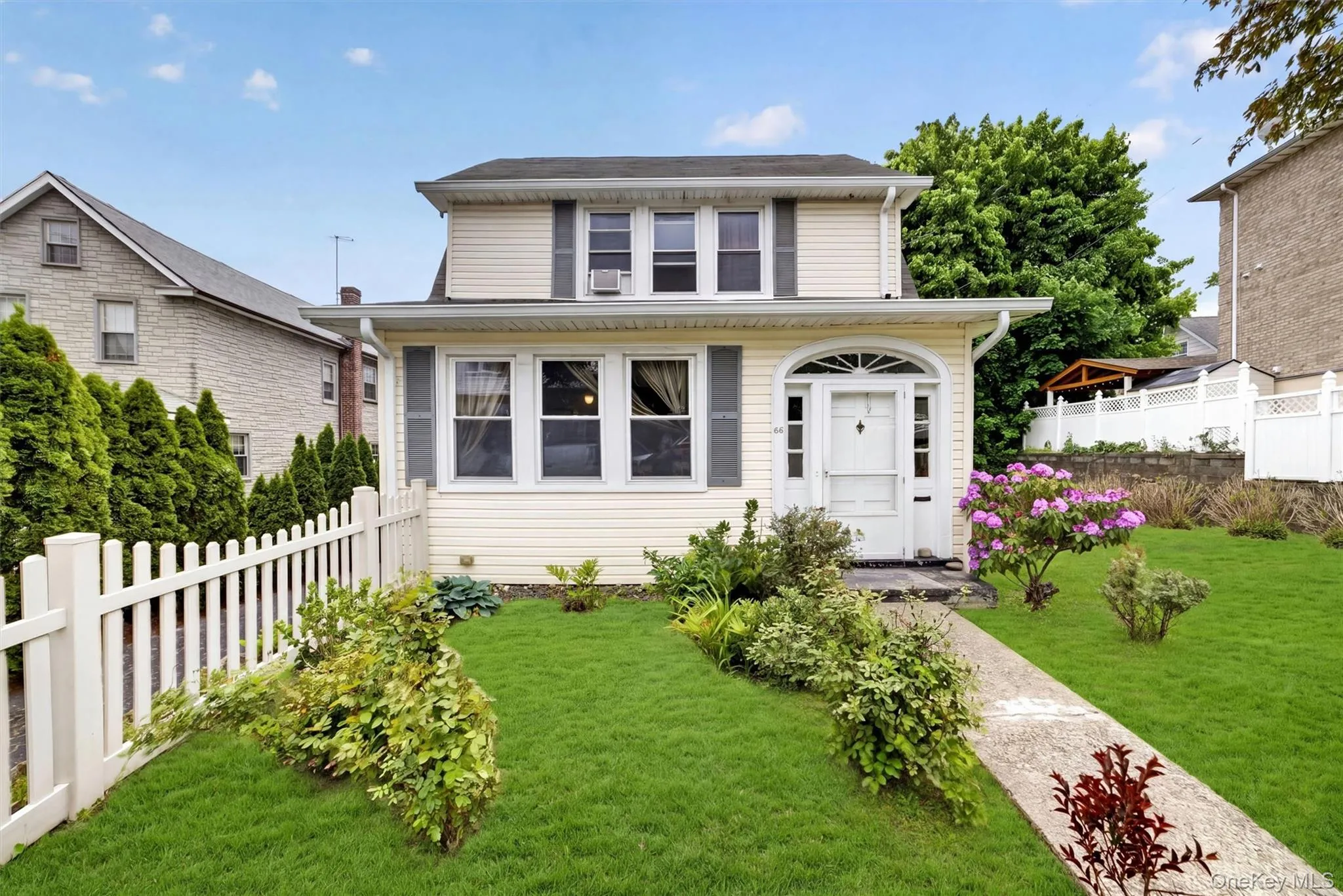 66 Page Avenue, Yonkers, NY, 2 Bedrooms Bedrooms, 6 Rooms Rooms,1 BathroomBathrooms,Residential,For Rent,Page,0,1004761 66 Page Avenue, Yonkers, NY, 2 Bedrooms Bedrooms, 6 Rooms Rooms,1 BathroomBathrooms,Residential,For Rent,Page,0,1004761