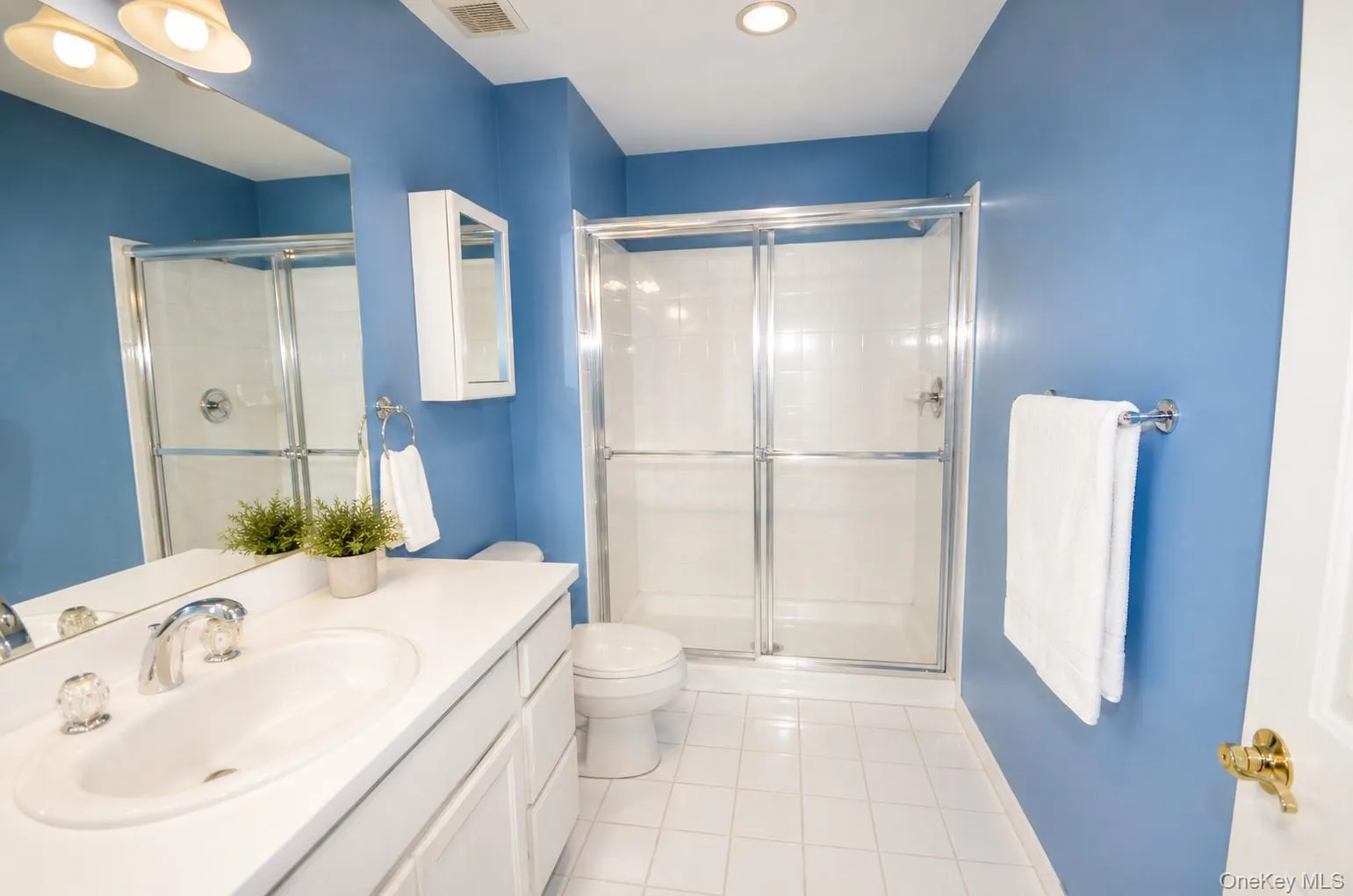 562 Bardini Drive, Huntington, NY, 2 Bedrooms Bedrooms, 6 Rooms Rooms,2 BathroomsBathrooms,Residential,For Rent,Bardini,0,1004763 562 Bardini Drive, Huntington, NY, 2 Bedrooms Bedrooms, 6 Rooms Rooms,2 BathroomsBathrooms,Residential,For Rent,Bardini,0,1004763