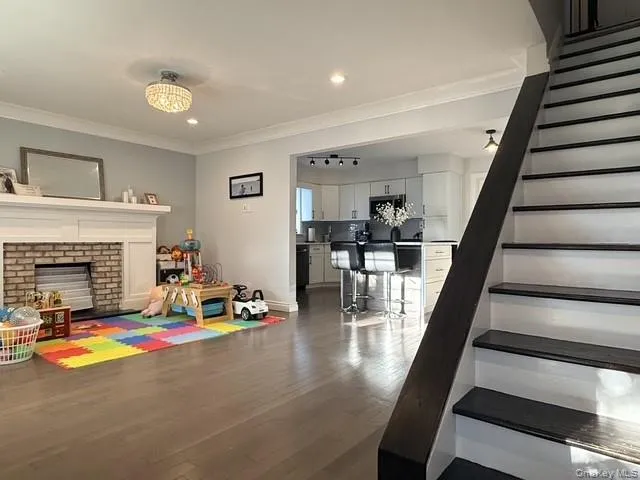 1984 Russell Street, Hempstead, NY, 4 Bedrooms Bedrooms, 6 Rooms Rooms,2 BathroomsBathrooms,Residential,For Rent,Russell,0,1004764 1984 Russell Street, Hempstead, NY, 4 Bedrooms Bedrooms, 6 Rooms Rooms,2 BathroomsBathrooms,Residential,For Rent,Russell,0,1004764