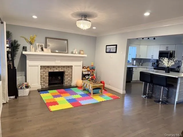 1984 Russell Street, Hempstead, NY, 4 Bedrooms Bedrooms, 6 Rooms Rooms,2 BathroomsBathrooms,Residential,For Rent,Russell,0,1004764 1984 Russell Street, Hempstead, NY, 4 Bedrooms Bedrooms, 6 Rooms Rooms,2 BathroomsBathrooms,Residential,For Rent,Russell,0,1004764