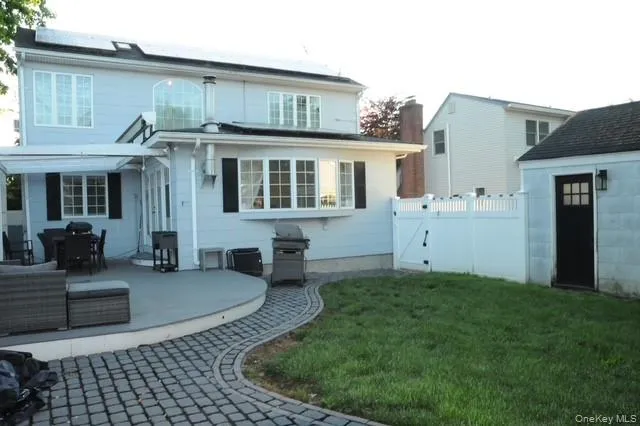 1984 Russell Street, Hempstead, NY, 4 Bedrooms Bedrooms, 6 Rooms Rooms,2 BathroomsBathrooms,Residential,For Rent,Russell,0,1004764 1984 Russell Street, Hempstead, NY, 4 Bedrooms Bedrooms, 6 Rooms Rooms,2 BathroomsBathrooms,Residential,For Rent,Russell,0,1004764