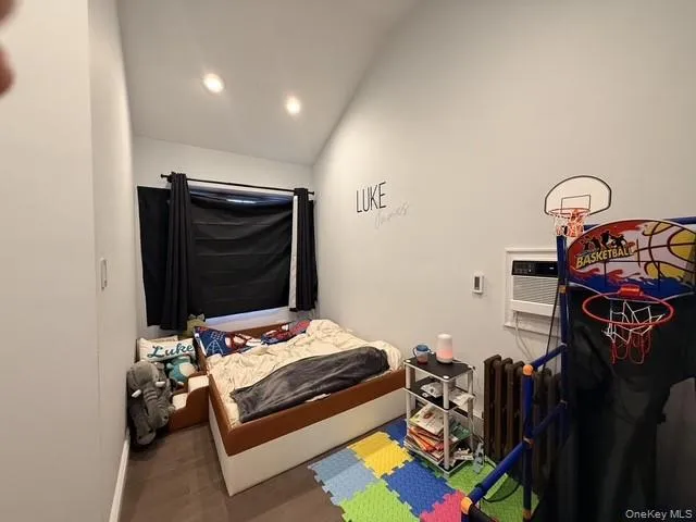 1984 Russell Street, Hempstead, NY, 4 Bedrooms Bedrooms, 6 Rooms Rooms,2 BathroomsBathrooms,Residential,For Rent,Russell,0,1004764 1984 Russell Street, Hempstead, NY, 4 Bedrooms Bedrooms, 6 Rooms Rooms,2 BathroomsBathrooms,Residential,For Rent,Russell,0,1004764