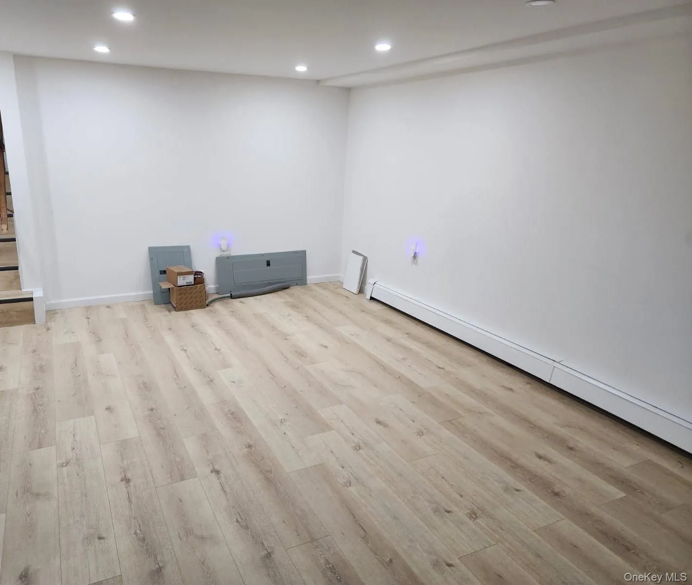 213-05 Union Turnpike, New York, NY, 5 Bedrooms Bedrooms, 12 Rooms Rooms,3 BathroomsBathrooms,Residential Lease,For Rent,Union Turnpike,0,1004766 213-05 Union Turnpike, New York, NY, 5 Bedrooms Bedrooms, 12 Rooms Rooms,3 BathroomsBathrooms,Residential Lease,For Rent,Union Turnpike,0,1004766