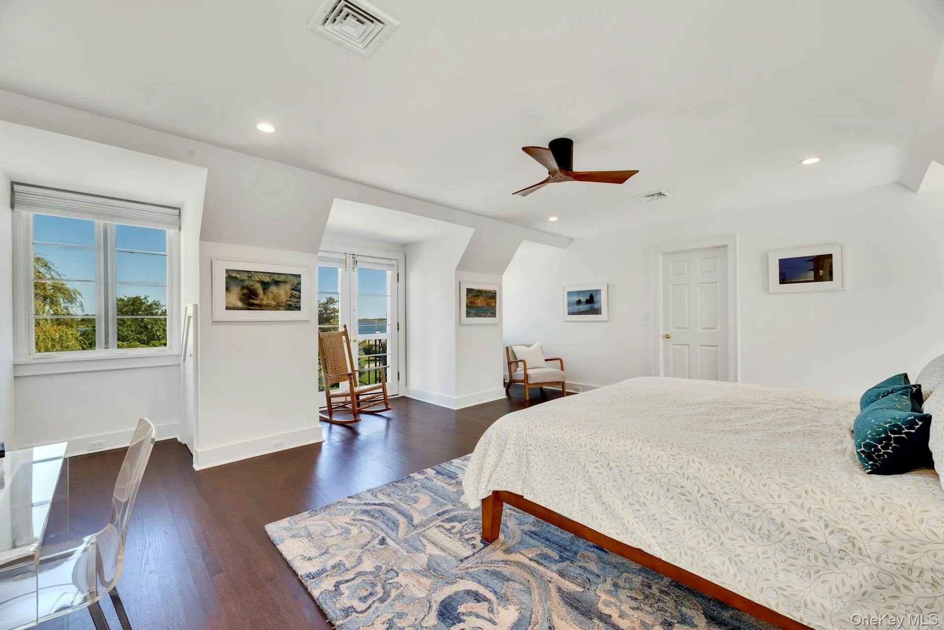 41 Niamogue Lane, Southampton, New York 11959
