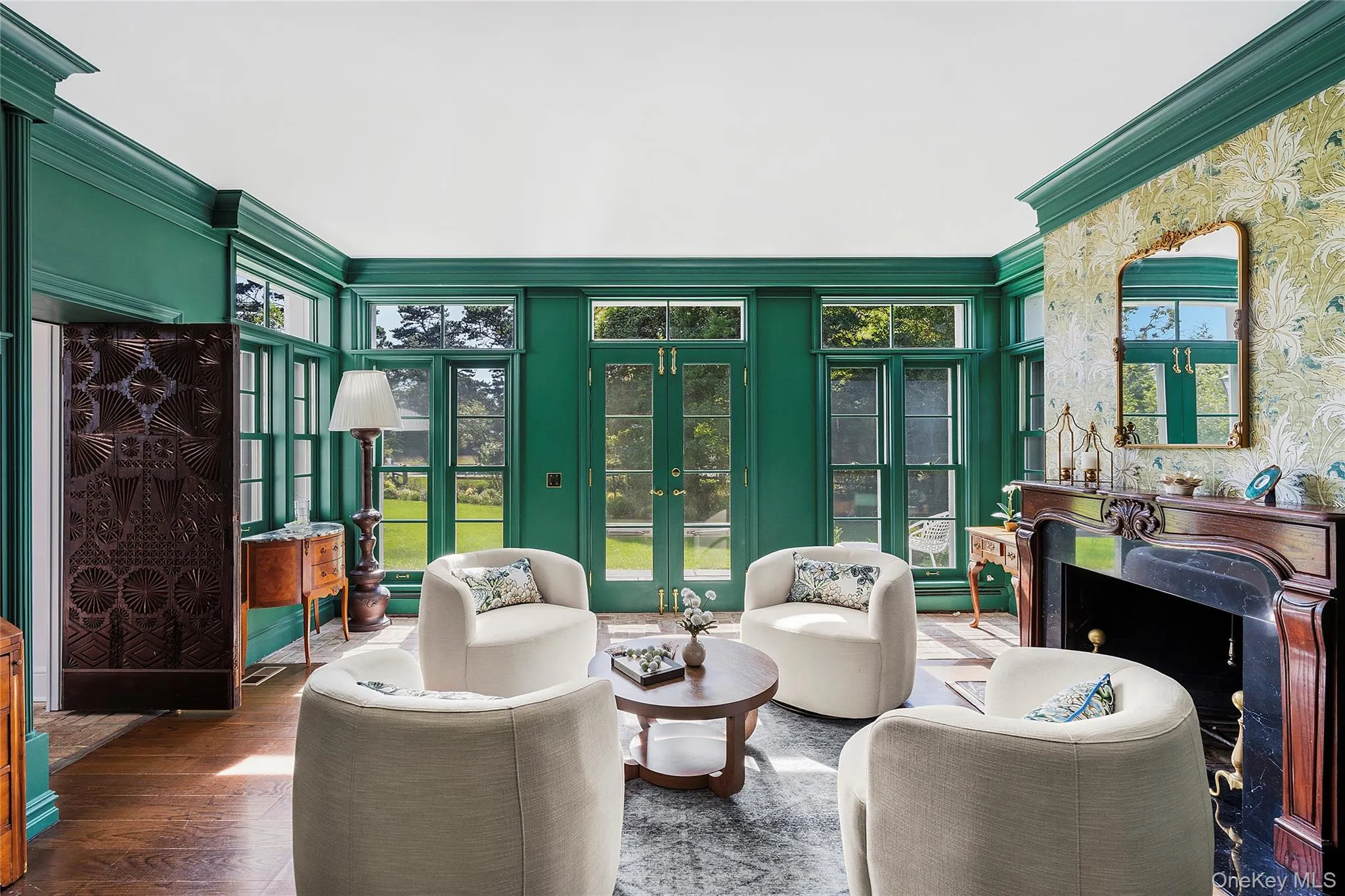 41 Niamogue Lane, Southampton, New York 11959