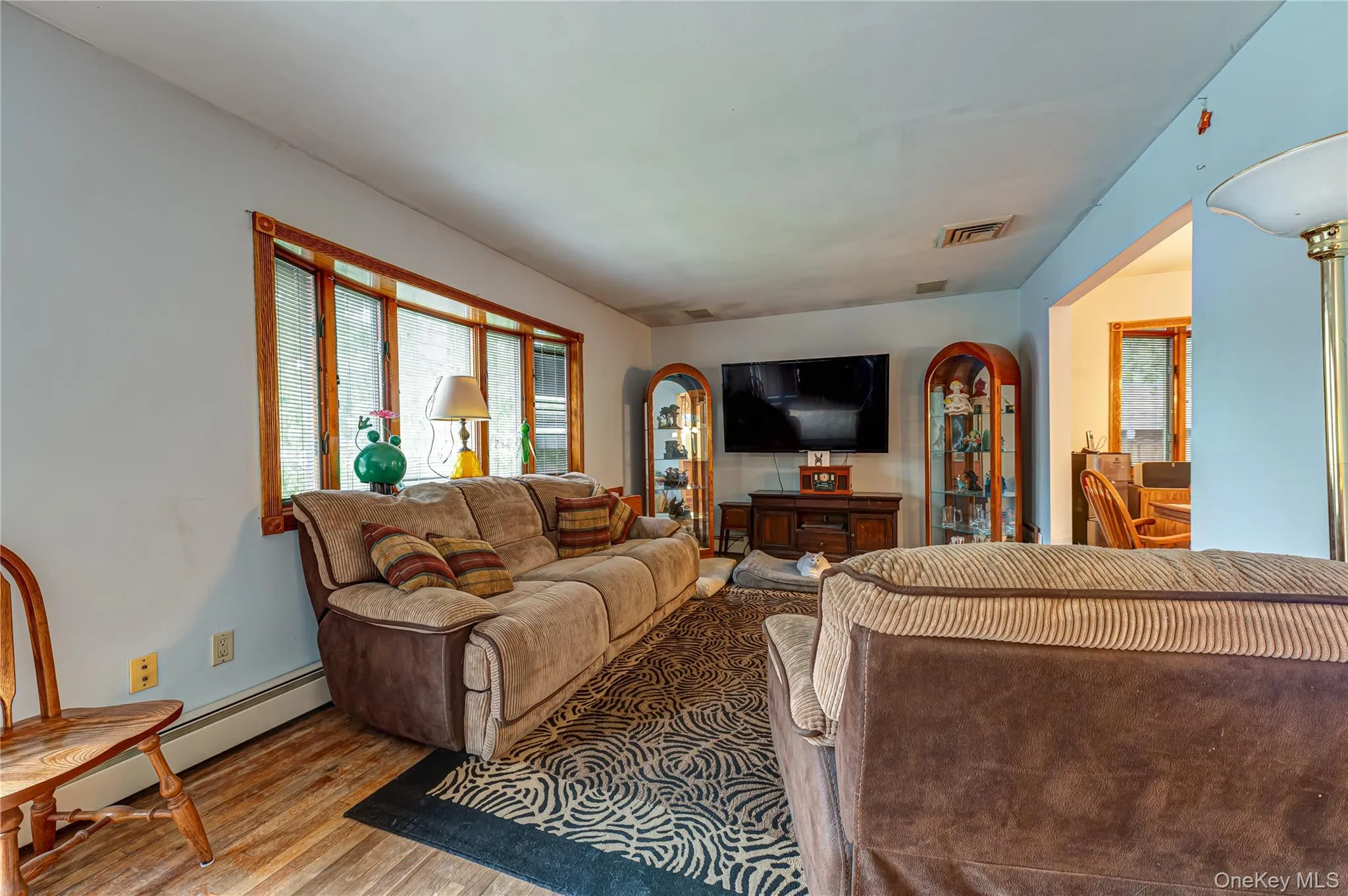 9 Beach Avenue, Brookhaven, NY, 3 Bedrooms Bedrooms, 6 Rooms Rooms,1 BathroomBathrooms,Residential,For Rent,Beach,0,1004770 9 Beach Avenue, Brookhaven, NY, 3 Bedrooms Bedrooms, 6 Rooms Rooms,1 BathroomBathrooms,Residential,For Rent,Beach,0,1004770