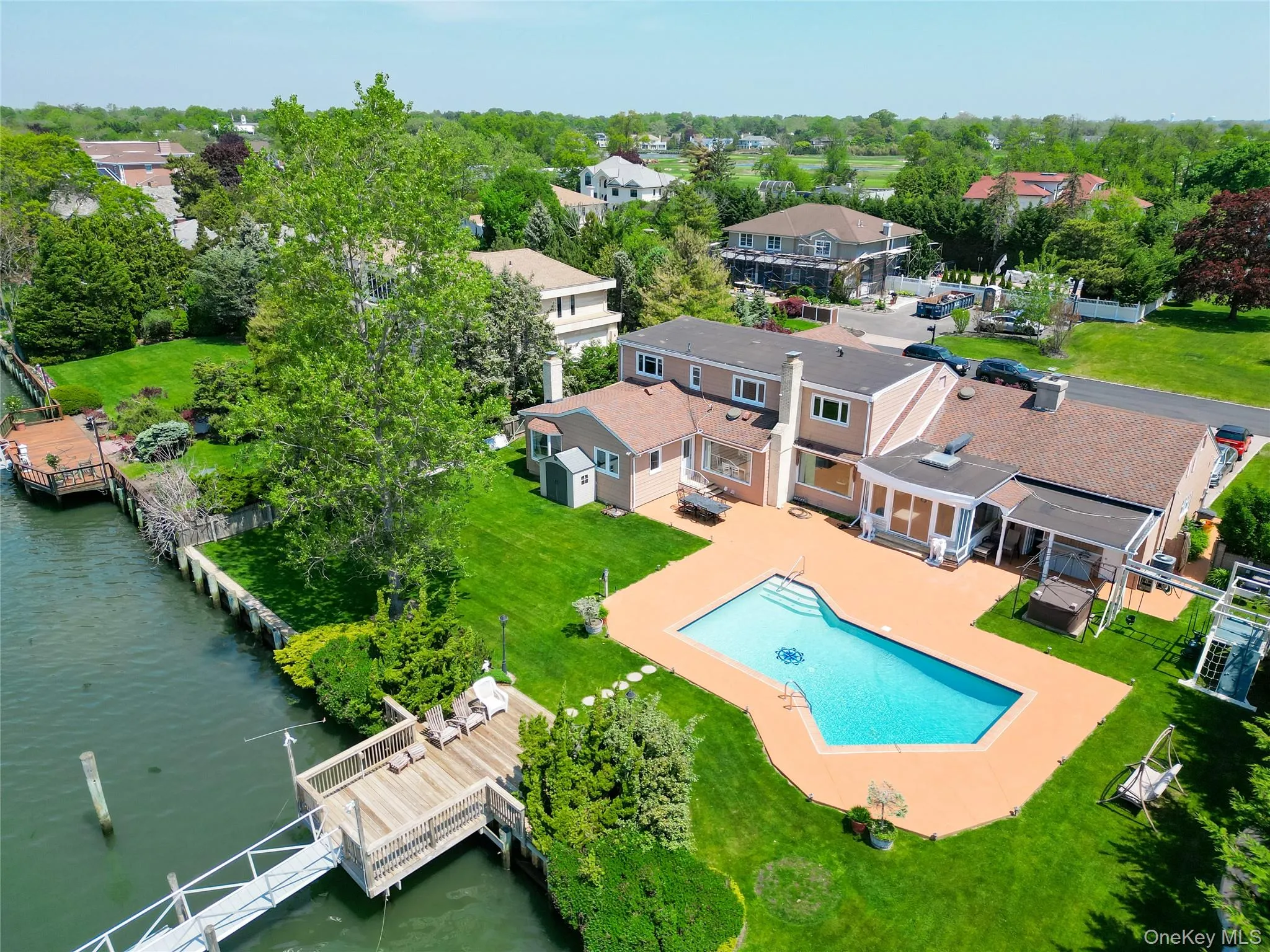 996 Wateredge Place, Hempstead, NY, 5 Bedrooms Bedrooms, 11 Rooms Rooms,4 BathroomsBathrooms,Residential,For Rent,Wateredge,0,1004772 996 Wateredge Place, Hempstead, NY, 5 Bedrooms Bedrooms, 11 Rooms Rooms,4 BathroomsBathrooms,Residential,For Rent,Wateredge,0,1004772