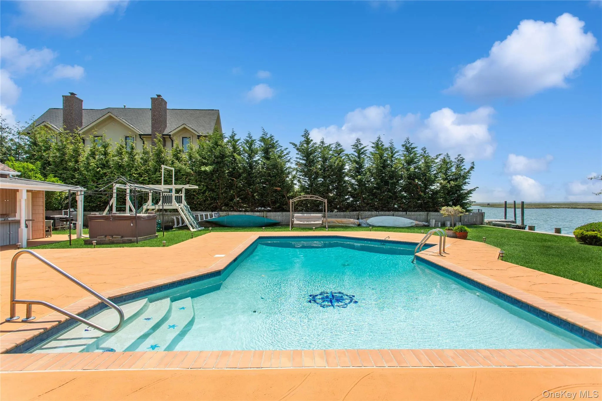 996 Wateredge Place, Hempstead, NY, 5 Bedrooms Bedrooms, 11 Rooms Rooms,4 BathroomsBathrooms,Residential,For Rent,Wateredge,0,1004772 996 Wateredge Place, Hempstead, NY, 5 Bedrooms Bedrooms, 11 Rooms Rooms,4 BathroomsBathrooms,Residential,For Rent,Wateredge,0,1004772
