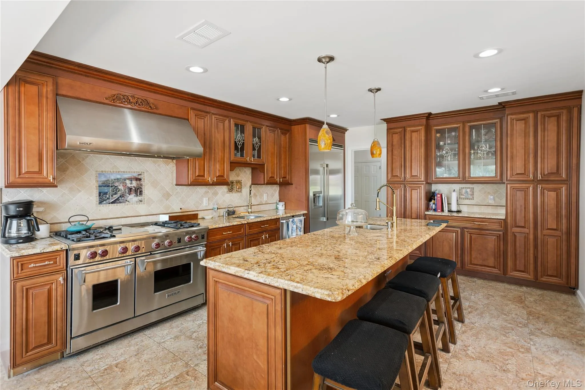 996 Wateredge Place, Hempstead, NY, 5 Bedrooms Bedrooms, 11 Rooms Rooms,4 BathroomsBathrooms,Residential,For Rent,Wateredge,0,1004772 996 Wateredge Place, Hempstead, NY, 5 Bedrooms Bedrooms, 11 Rooms Rooms,4 BathroomsBathrooms,Residential,For Rent,Wateredge,0,1004772