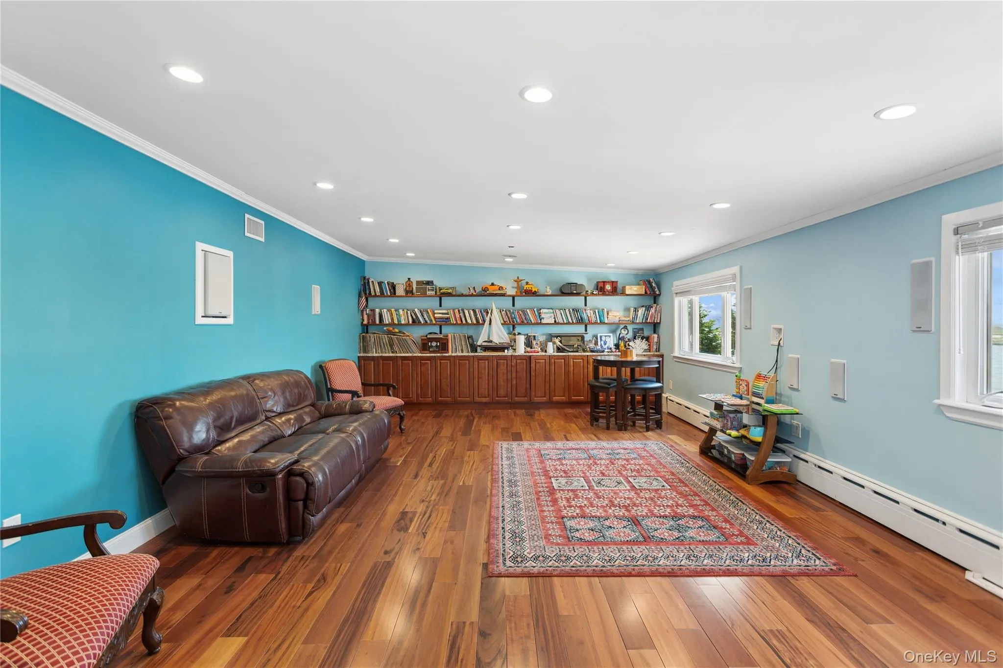 996 Wateredge Place, Hempstead, NY, 5 Bedrooms Bedrooms, 11 Rooms Rooms,4 BathroomsBathrooms,Residential,For Rent,Wateredge,0,1004772 996 Wateredge Place, Hempstead, NY, 5 Bedrooms Bedrooms, 11 Rooms Rooms,4 BathroomsBathrooms,Residential,For Rent,Wateredge,0,1004772