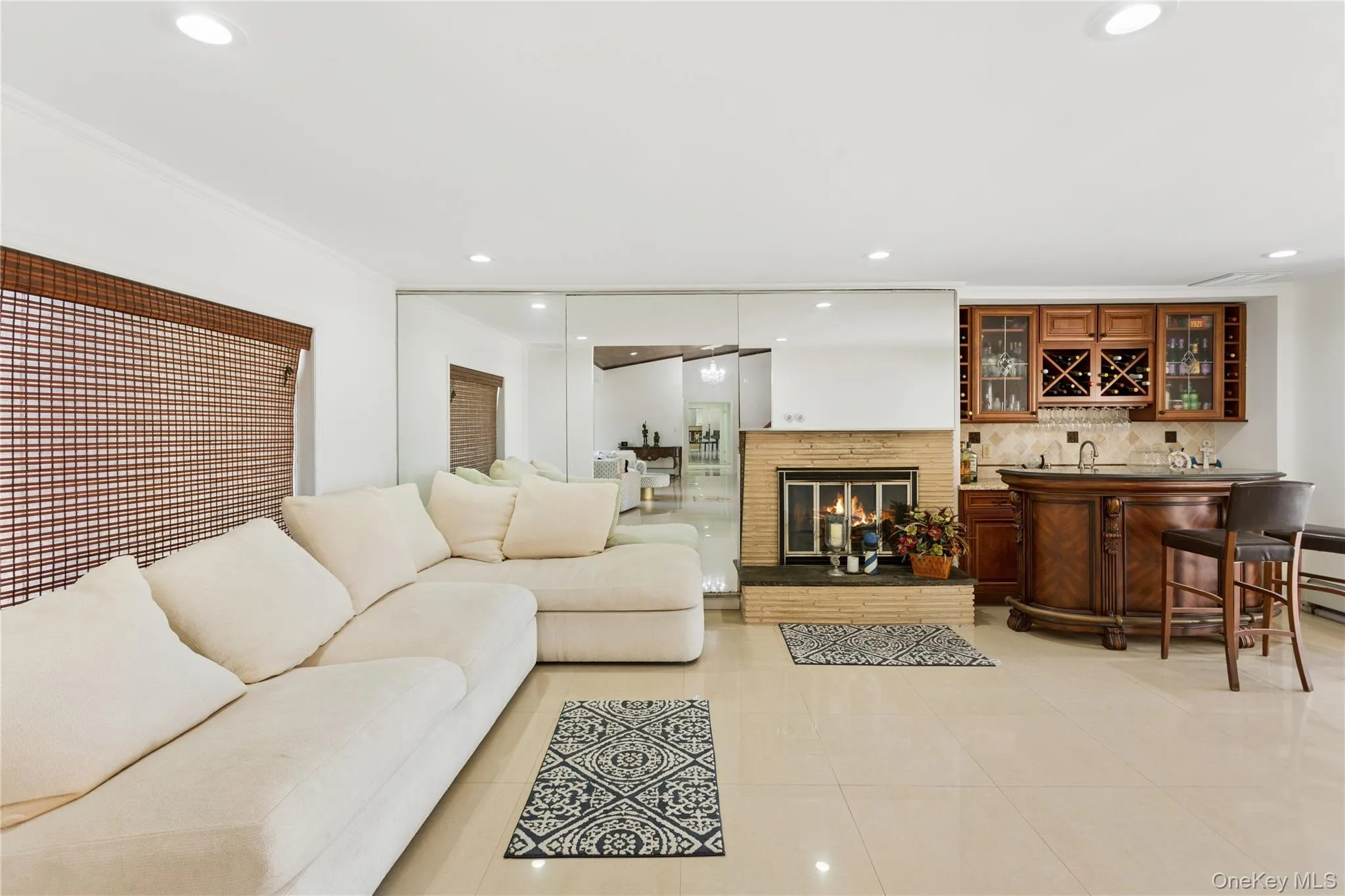 996 Wateredge Place, Hempstead, NY, 5 Bedrooms Bedrooms, 11 Rooms Rooms,4 BathroomsBathrooms,Residential,For Rent,Wateredge,0,1004772 996 Wateredge Place, Hempstead, NY, 5 Bedrooms Bedrooms, 11 Rooms Rooms,4 BathroomsBathrooms,Residential,For Rent,Wateredge,0,1004772