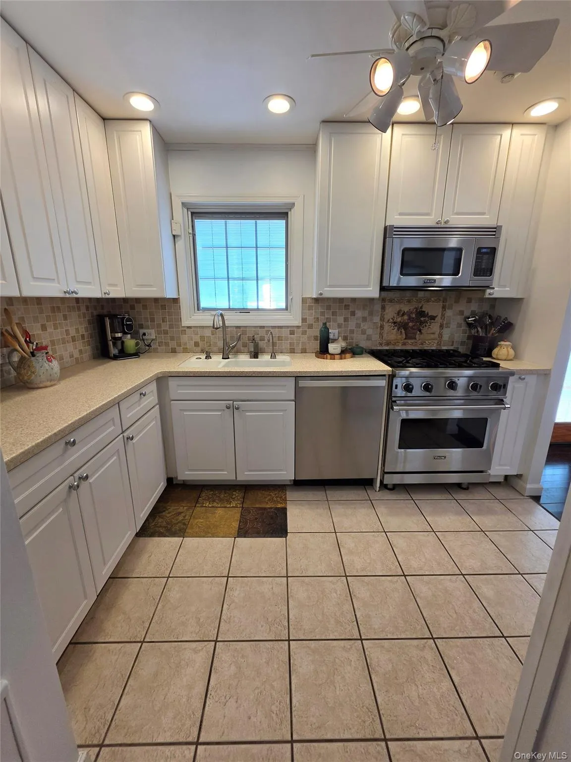 86-12 158th Avenue, New York, NY, 4 Bedrooms Bedrooms, 7 Rooms Rooms,1 BathroomBathrooms,Residential,For Rent,158th,0,1004773 86-12 158th Avenue, New York, NY, 4 Bedrooms Bedrooms, 7 Rooms Rooms,1 BathroomBathrooms,Residential,For Rent,158th,0,1004773