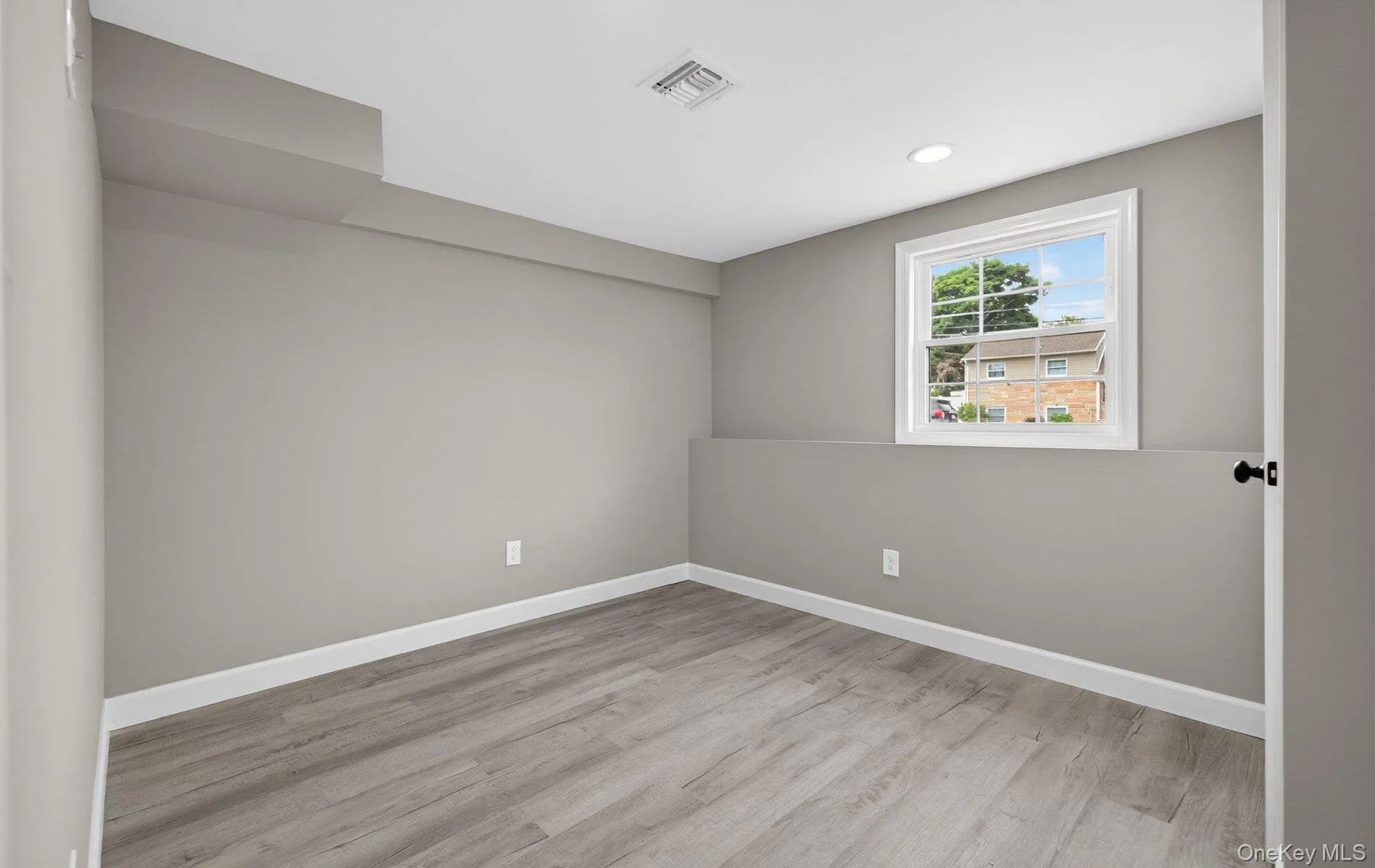 933 Queens Avenue, Babylon, NY, 4 Bedrooms Bedrooms, 7 Rooms Rooms,3 BathroomsBathrooms,Residential,For Rent,Queens,0,1004776 933 Queens Avenue, Babylon, NY, 4 Bedrooms Bedrooms, 7 Rooms Rooms,3 BathroomsBathrooms,Residential,For Rent,Queens,0,1004776