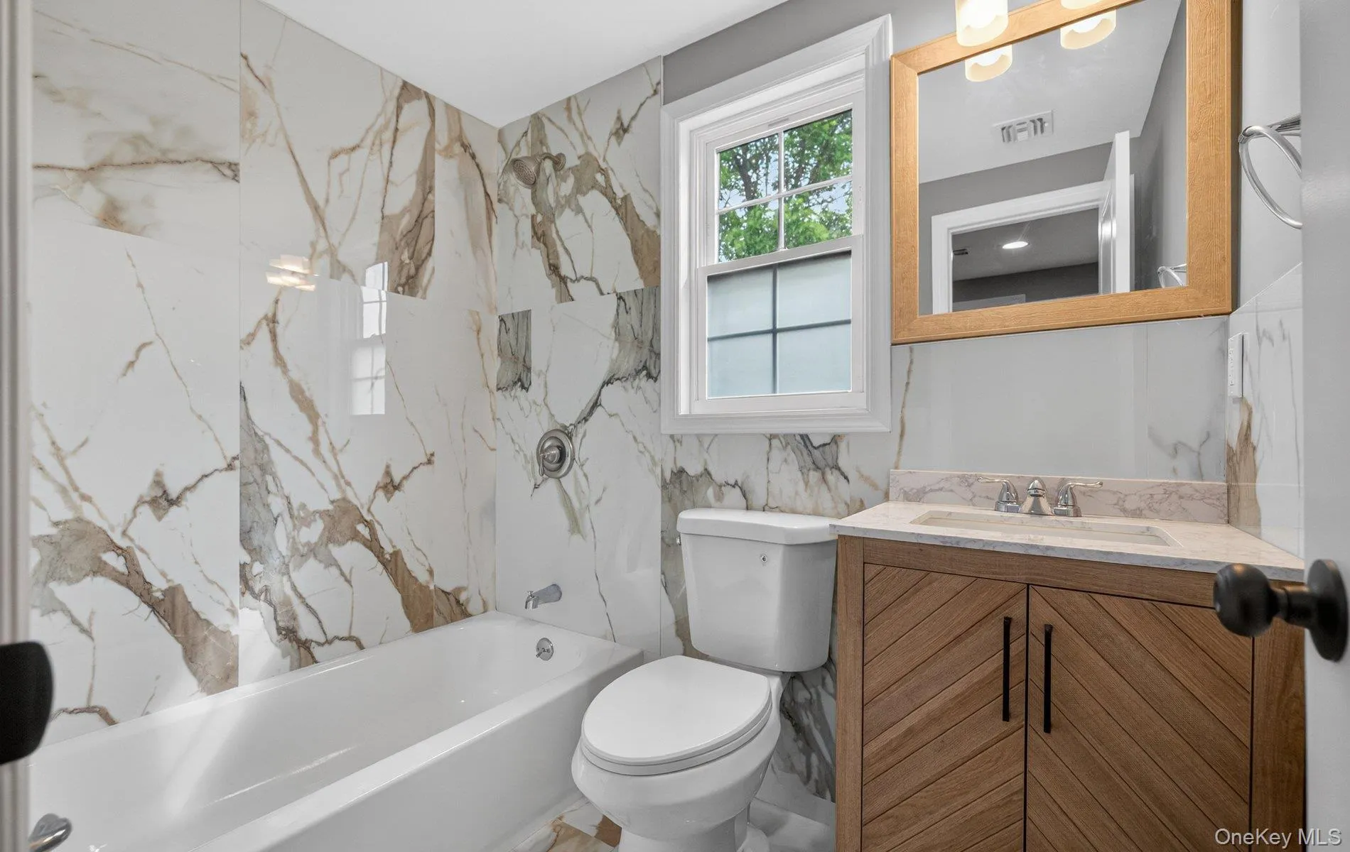 933 Queens Avenue, Babylon, NY, 4 Bedrooms Bedrooms, 7 Rooms Rooms,3 BathroomsBathrooms,Residential,For Rent,Queens,0,1004776 933 Queens Avenue, Babylon, NY, 4 Bedrooms Bedrooms, 7 Rooms Rooms,3 BathroomsBathrooms,Residential,For Rent,Queens,0,1004776