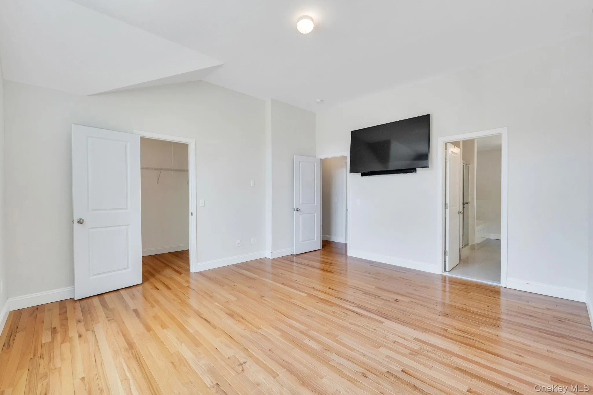 164 Chestnut Street, Brookhaven, NY, 4 Bedrooms Bedrooms, 10 Rooms Rooms,2 BathroomsBathrooms,Residential,For Rent,Chestnut,0,1004777 164 Chestnut Street, Brookhaven, NY, 4 Bedrooms Bedrooms, 10 Rooms Rooms,2 BathroomsBathrooms,Residential,For Rent,Chestnut,0,1004777