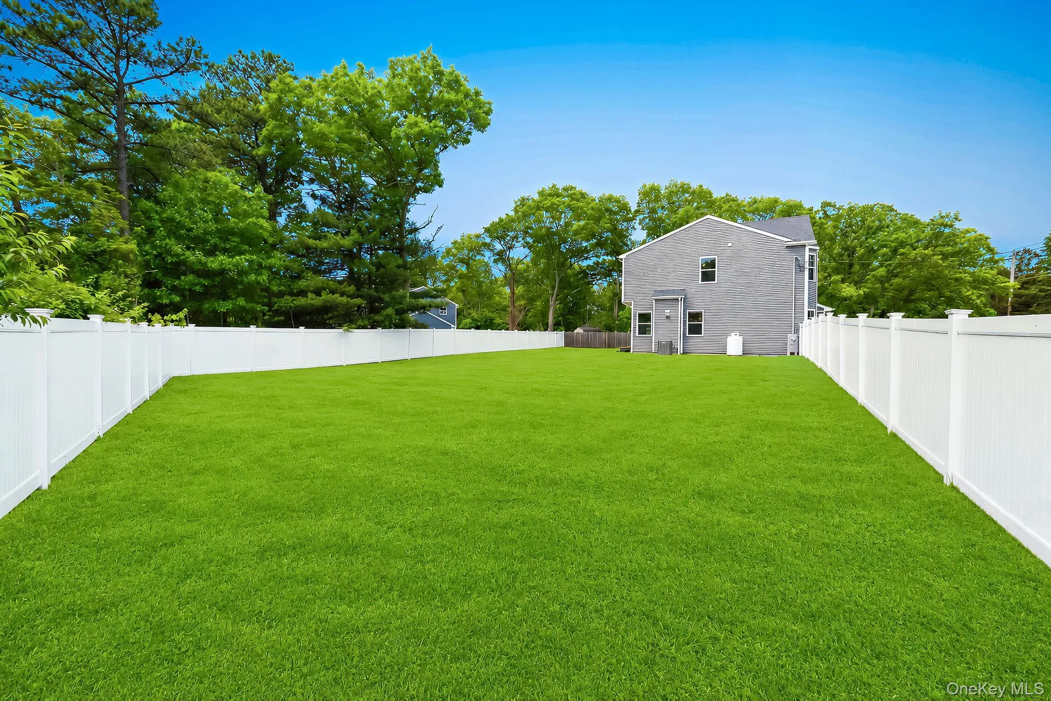 164 Chestnut Street, Brookhaven, NY, 4 Bedrooms Bedrooms, 10 Rooms Rooms,2 BathroomsBathrooms,Residential,For Rent,Chestnut,0,1004777 164 Chestnut Street, Brookhaven, NY, 4 Bedrooms Bedrooms, 10 Rooms Rooms,2 BathroomsBathrooms,Residential,For Rent,Chestnut,0,1004777