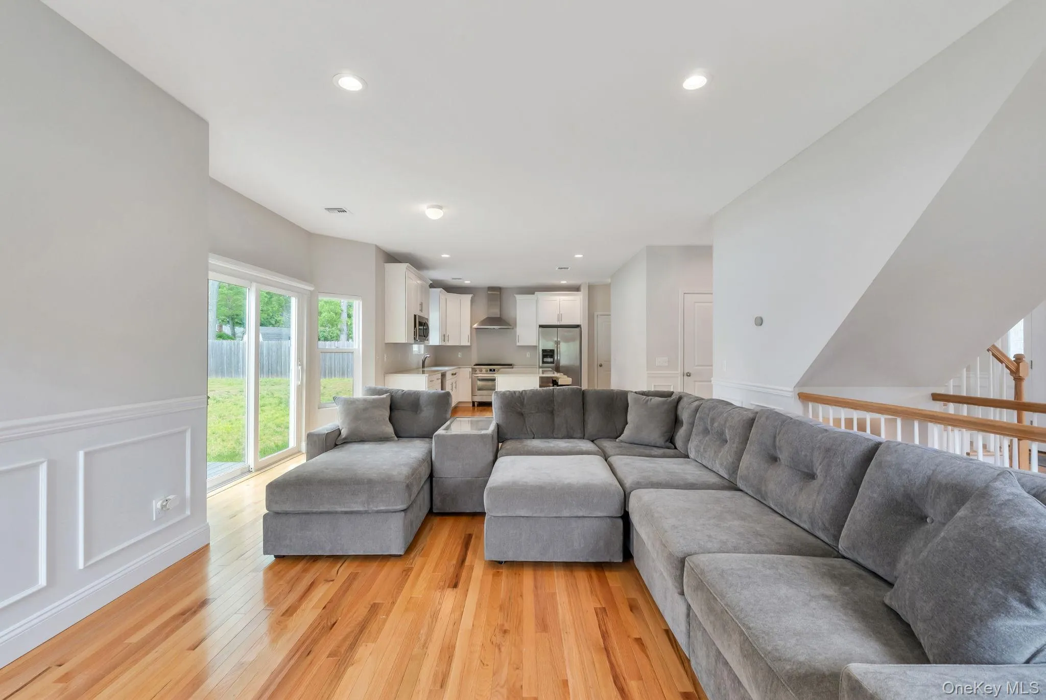 164 Chestnut Street, Brookhaven, NY, 4 Bedrooms Bedrooms, 10 Rooms Rooms,2 BathroomsBathrooms,Residential,For Rent,Chestnut,0,1004777 164 Chestnut Street, Brookhaven, NY, 4 Bedrooms Bedrooms, 10 Rooms Rooms,2 BathroomsBathrooms,Residential,For Rent,Chestnut,0,1004777