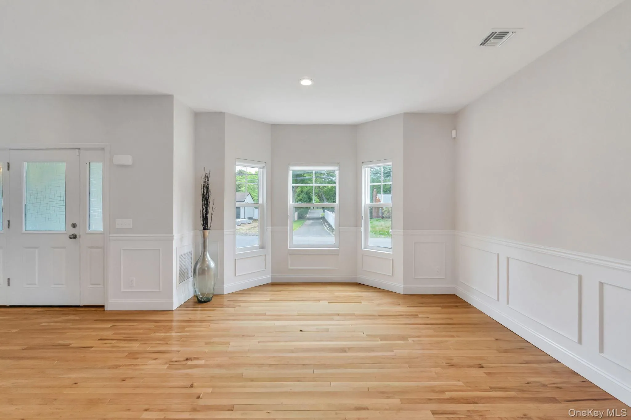 164 Chestnut Street, Brookhaven, NY, 4 Bedrooms Bedrooms, 10 Rooms Rooms,2 BathroomsBathrooms,Residential,For Rent,Chestnut,0,1004777 164 Chestnut Street, Brookhaven, NY, 4 Bedrooms Bedrooms, 10 Rooms Rooms,2 BathroomsBathrooms,Residential,For Rent,Chestnut,0,1004777