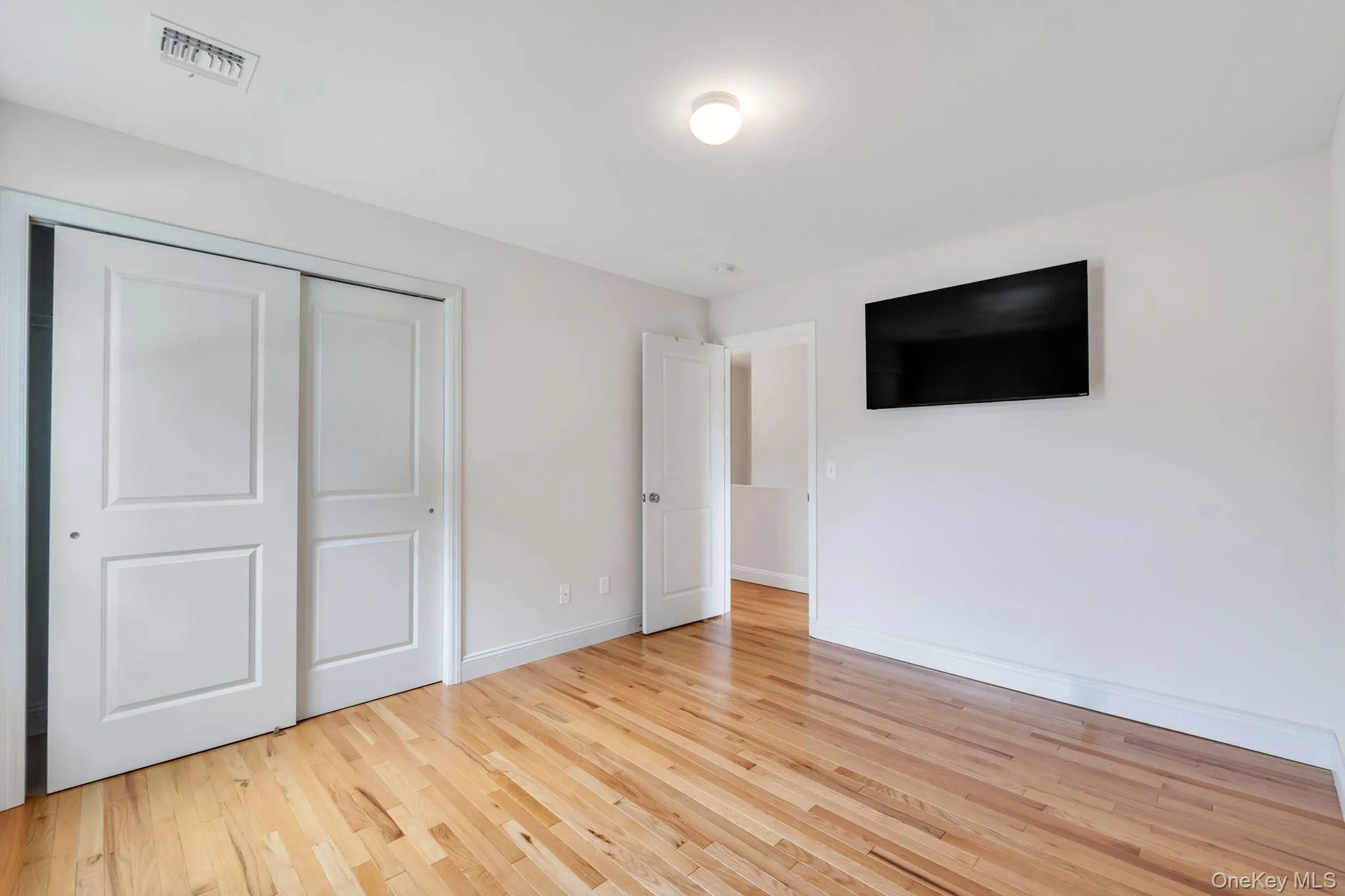 164 Chestnut Street, Brookhaven, NY, 4 Bedrooms Bedrooms, 10 Rooms Rooms,2 BathroomsBathrooms,Residential,For Rent,Chestnut,0,1004777 164 Chestnut Street, Brookhaven, NY, 4 Bedrooms Bedrooms, 10 Rooms Rooms,2 BathroomsBathrooms,Residential,For Rent,Chestnut,0,1004777