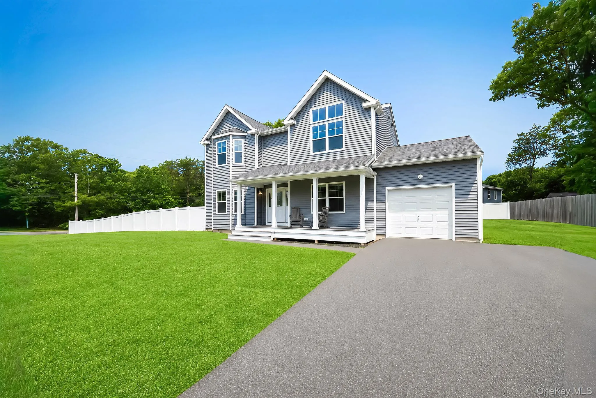 164 Chestnut Street, Brookhaven, NY, 4 Bedrooms Bedrooms, 10 Rooms Rooms,2 BathroomsBathrooms,Residential,For Rent,Chestnut,0,1004777 164 Chestnut Street, Brookhaven, NY, 4 Bedrooms Bedrooms, 10 Rooms Rooms,2 BathroomsBathrooms,Residential,For Rent,Chestnut,0,1004777