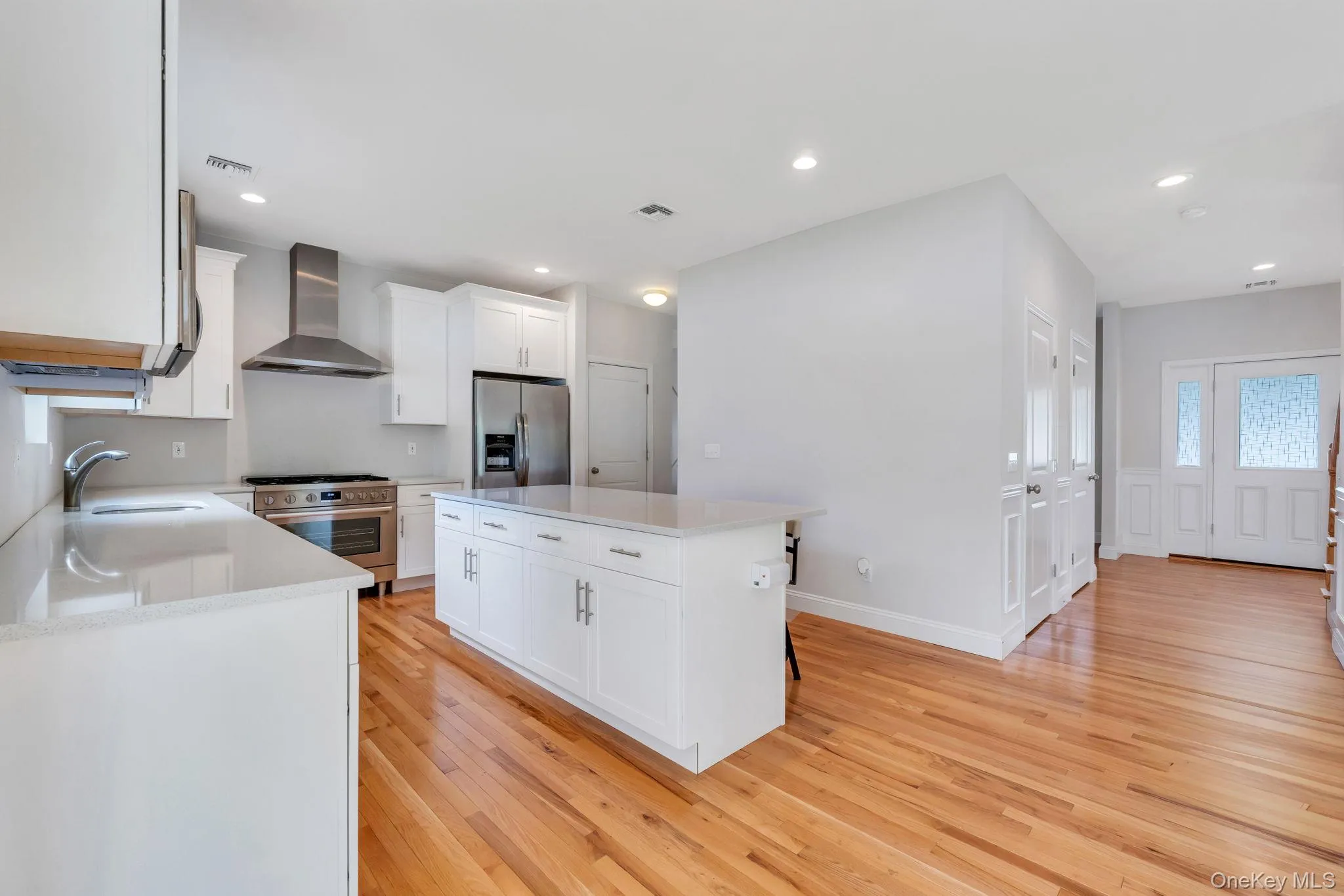 164 Chestnut Street, Brookhaven, NY, 4 Bedrooms Bedrooms, 10 Rooms Rooms,2 BathroomsBathrooms,Residential,For Rent,Chestnut,0,1004777 164 Chestnut Street, Brookhaven, NY, 4 Bedrooms Bedrooms, 10 Rooms Rooms,2 BathroomsBathrooms,Residential,For Rent,Chestnut,0,1004777