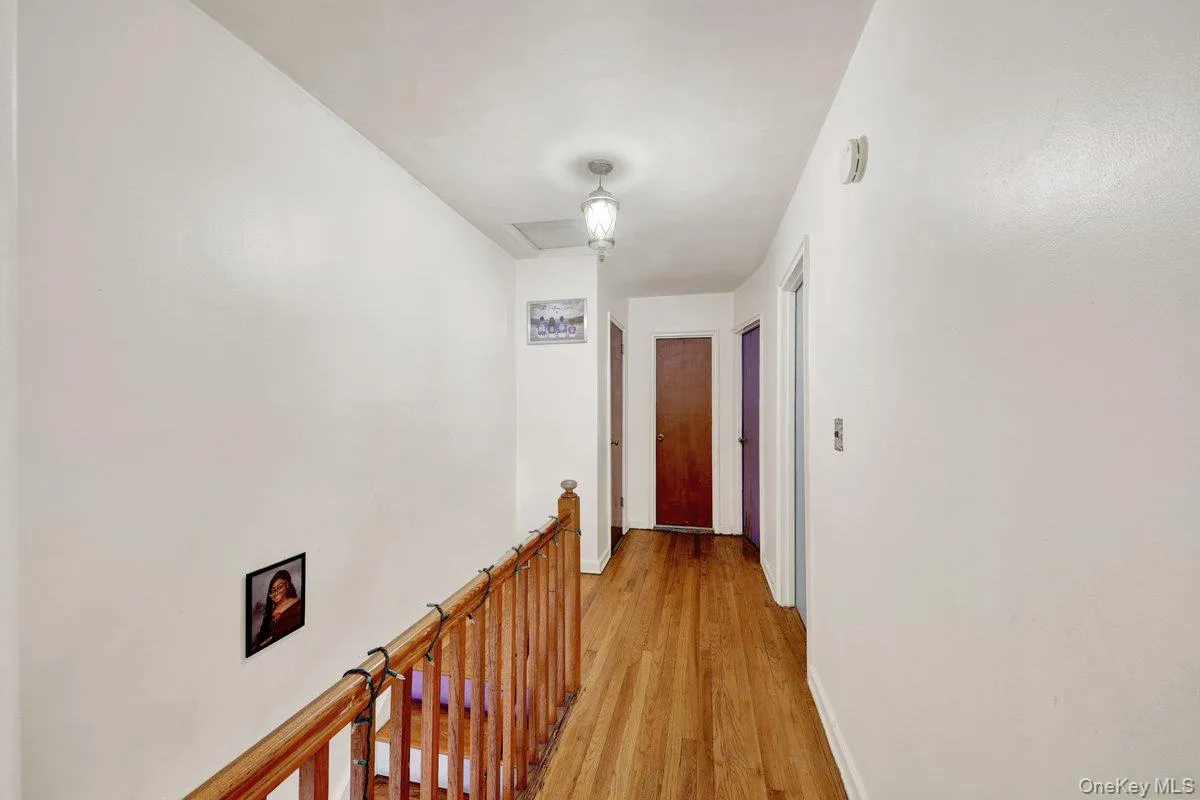 4234 Monticello Avenue, New York, NY, 3 Bedrooms Bedrooms, 9 Rooms Rooms,1 BathroomBathrooms,Residential,For Rent,Monticello,0,1004778 4234 Monticello Avenue, New York, NY, 3 Bedrooms Bedrooms, 9 Rooms Rooms,1 BathroomBathrooms,Residential,For Rent,Monticello,0,1004778