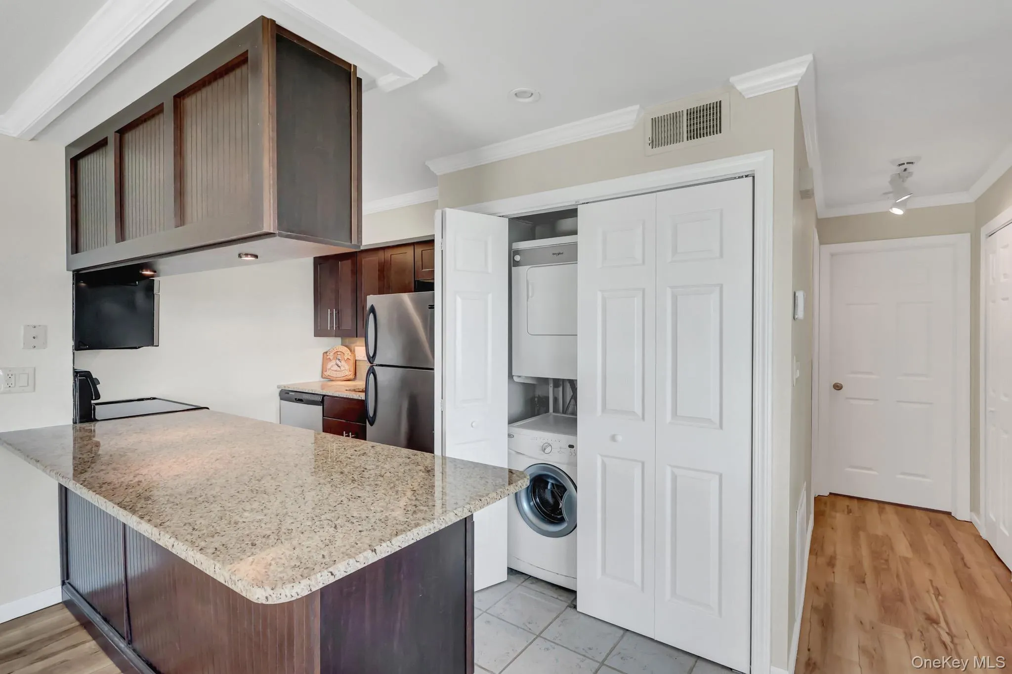 1 Anchorage Way, Hempstead, NY, 1 Bedroom Bedrooms, 3 Rooms Rooms,1 BathroomBathrooms,Residential,For Rent,Anchorage Way,0,1004779 1 Anchorage Way, Hempstead, NY, 1 Bedroom Bedrooms, 3 Rooms Rooms,1 BathroomBathrooms,Residential,For Rent,Anchorage Way,0,1004779
