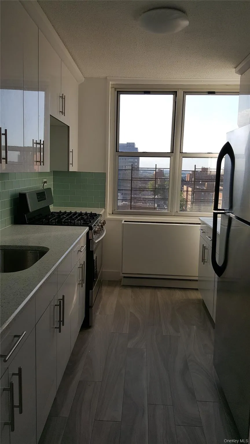 41-40 Union Street, New York, NY, 2 Bedrooms Bedrooms, 5 Rooms Rooms,1 BathroomBathrooms,Residential,For Rent,Union,0,1004785 41-40 Union Street, New York, NY, 2 Bedrooms Bedrooms, 5 Rooms Rooms,1 BathroomBathrooms,Residential,For Rent,Union,0,1004785