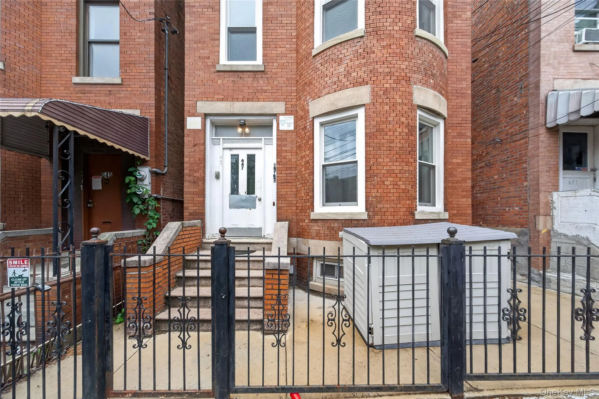 647 Manida Street, New York, NY, 3 Bedrooms Bedrooms, 7 Rooms Rooms,1 BathroomBathrooms,Residential Lease,For Rent,Manida,0,1004786 647 Manida Street, New York, NY, 3 Bedrooms Bedrooms, 7 Rooms Rooms,1 BathroomBathrooms,Residential Lease,For Rent,Manida,0,1004786