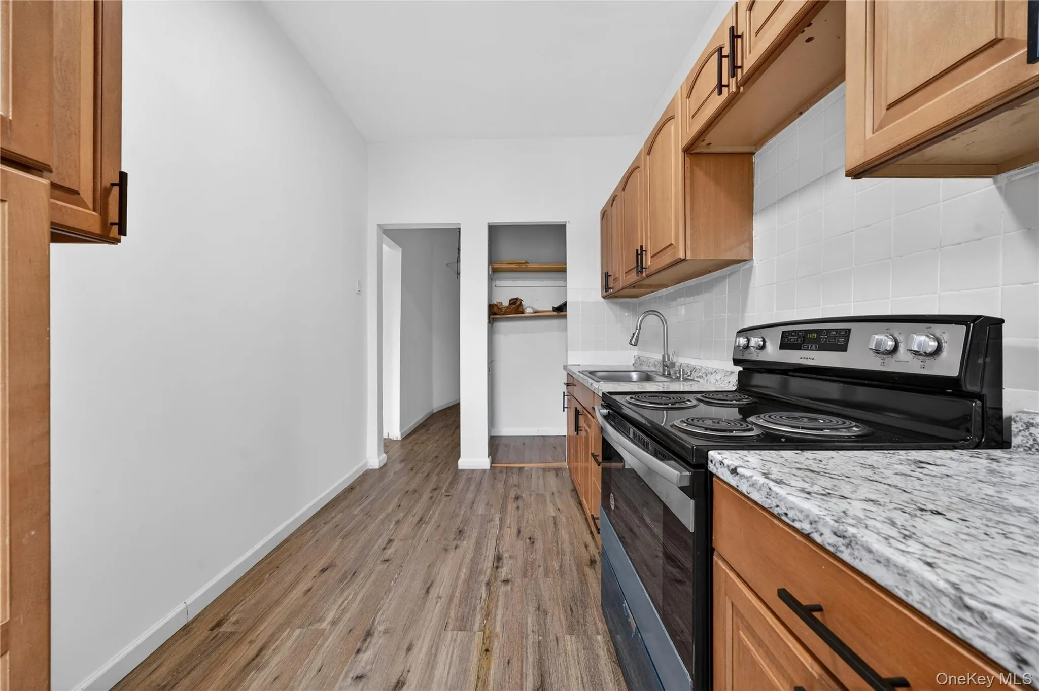 647 Manida Street, New York, NY, 3 Bedrooms Bedrooms, 7 Rooms Rooms,1 BathroomBathrooms,Residential Lease,For Rent,Manida,0,1004786 647 Manida Street, New York, NY, 3 Bedrooms Bedrooms, 7 Rooms Rooms,1 BathroomBathrooms,Residential Lease,For Rent,Manida,0,1004786